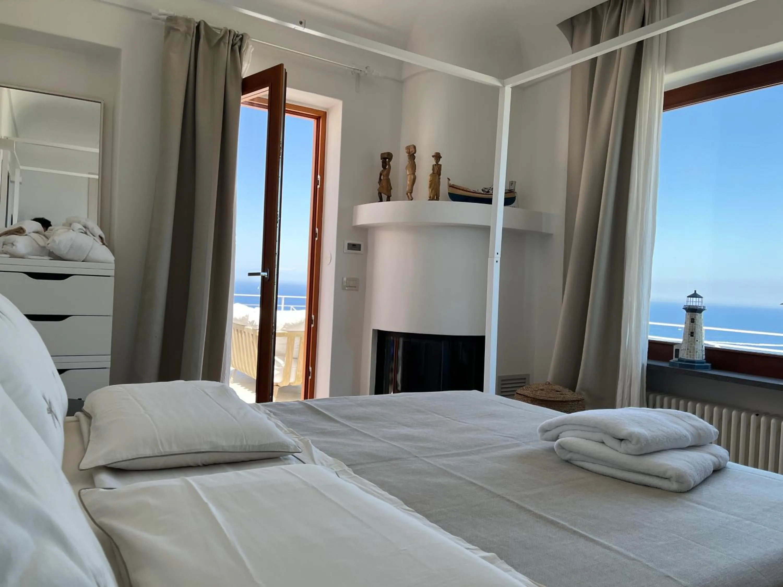 Bed in Agapanto Luxury Accommodation