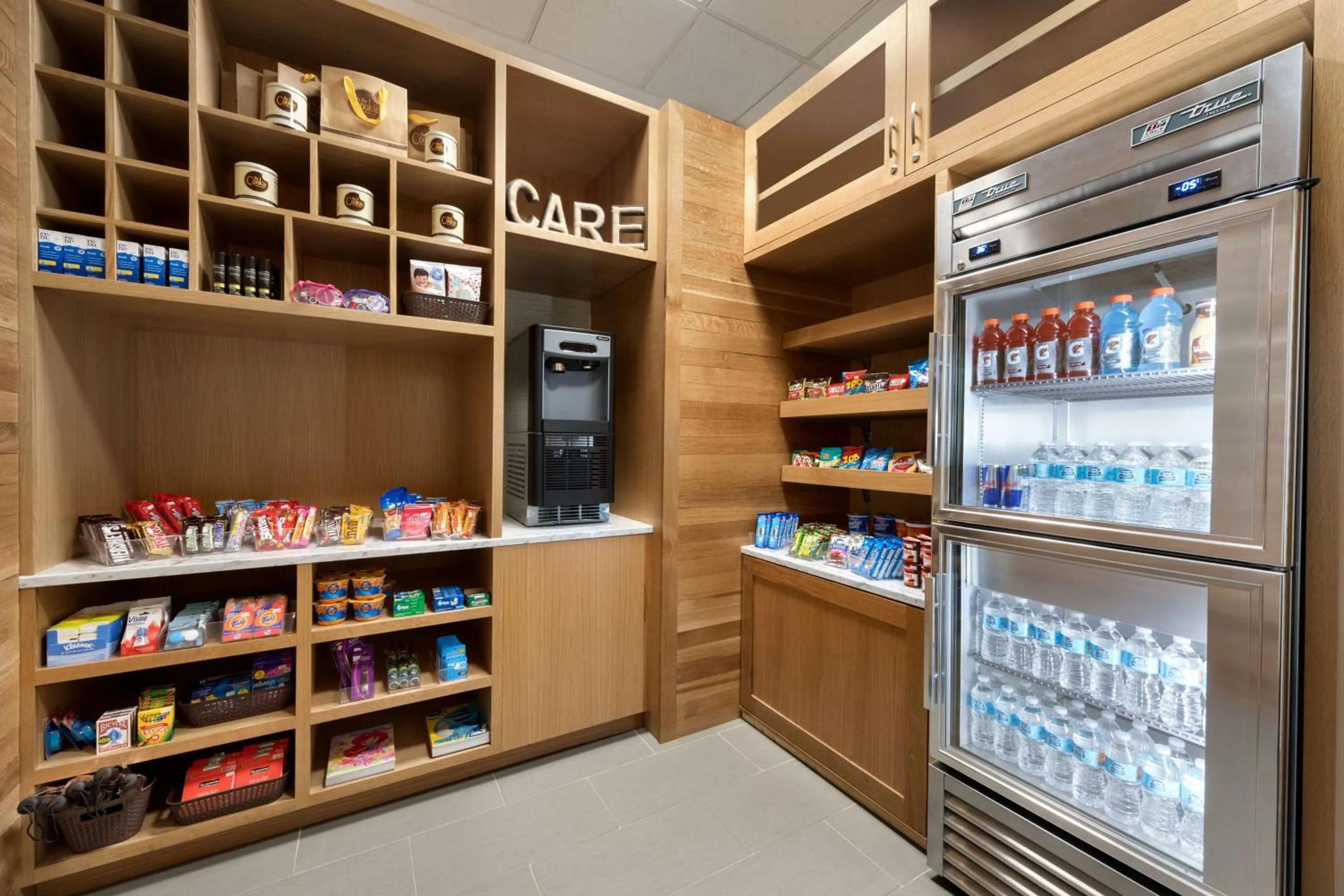 Restaurant/places to eat in DoubleTree by Hilton Milwaukee/Brookfield