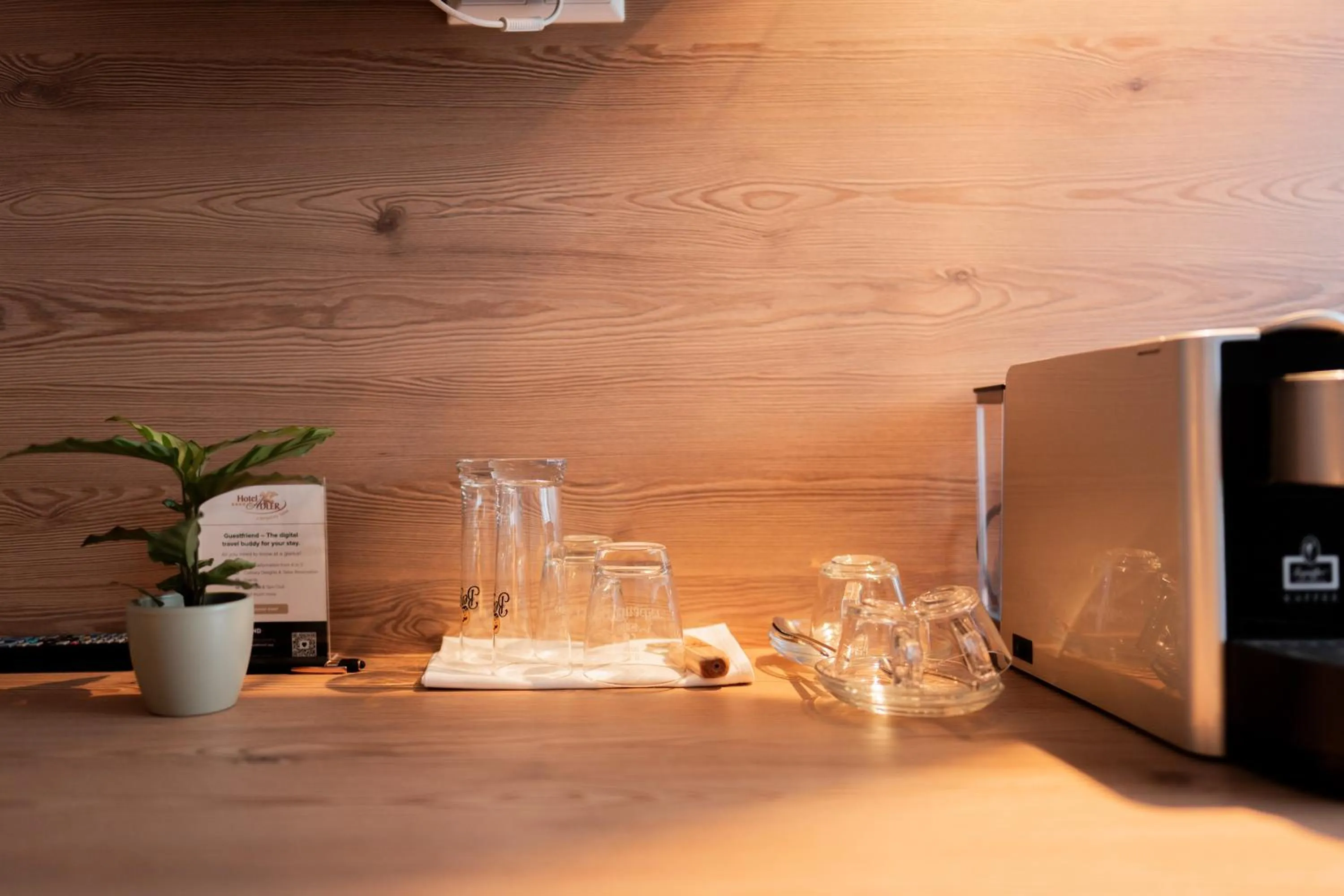 Coffee/tea facilities in Hotel Adler - Paulas Alb