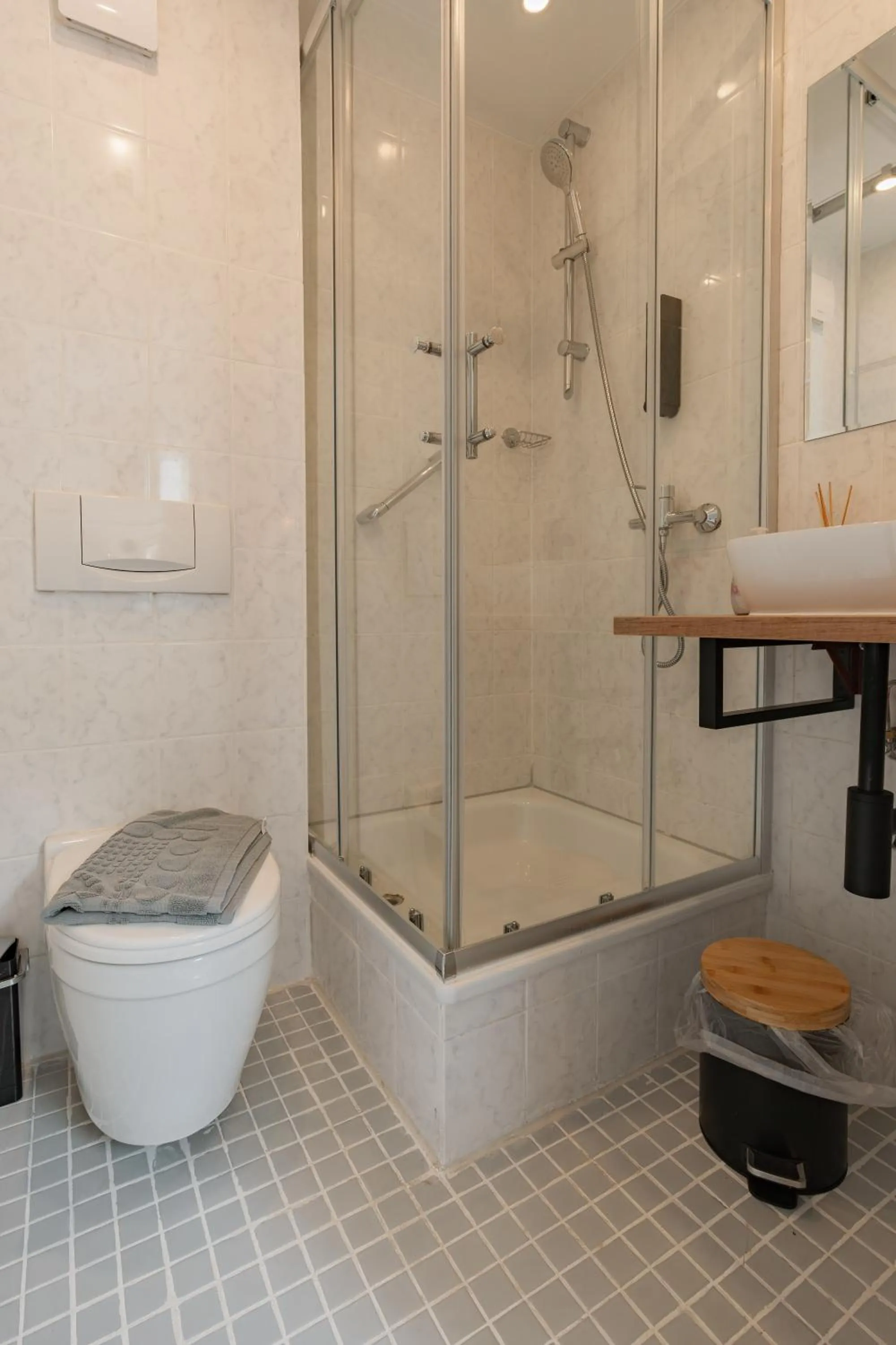 Shower in Hotel Enger Hof