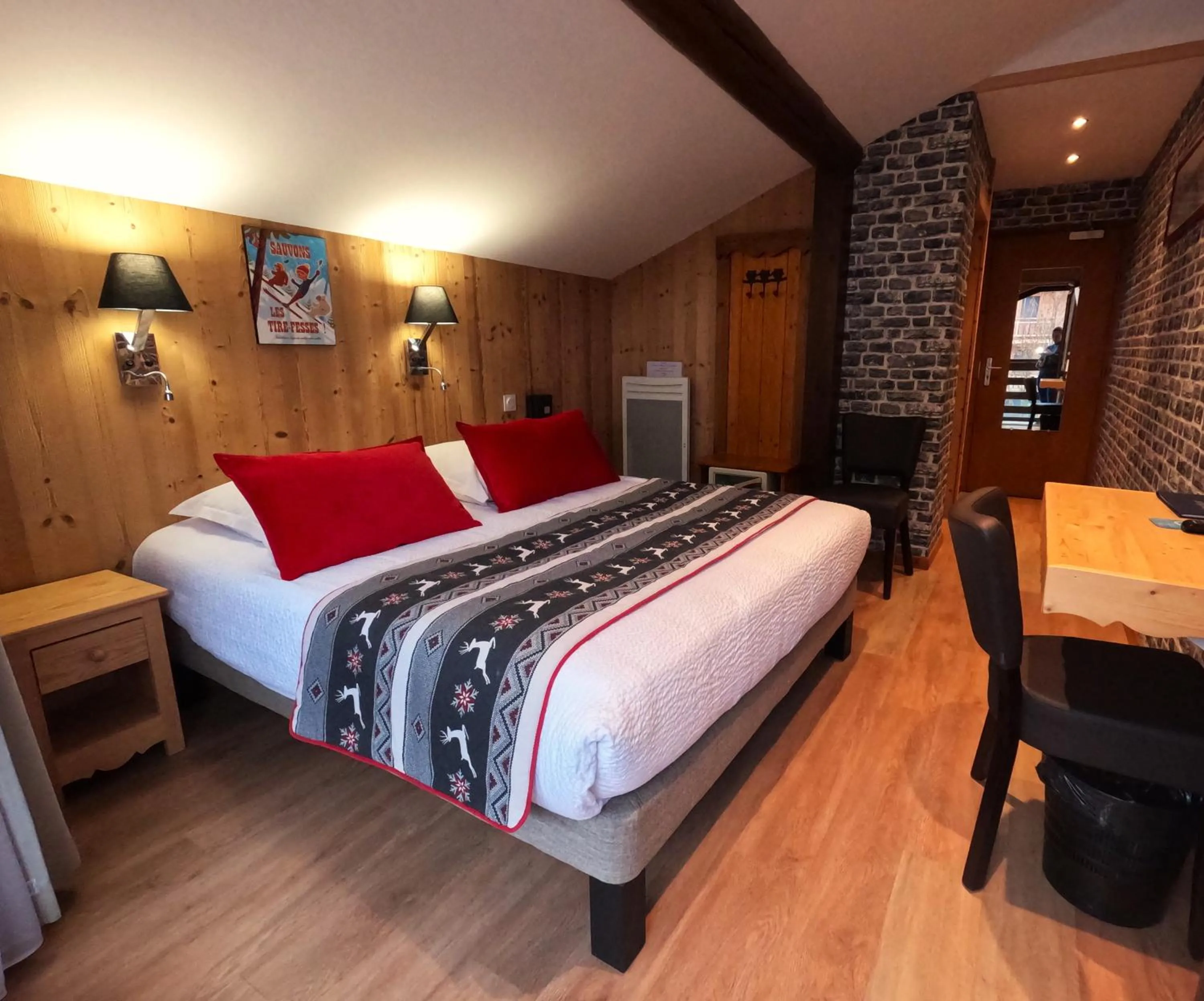 Bed in Hotel Le Soly