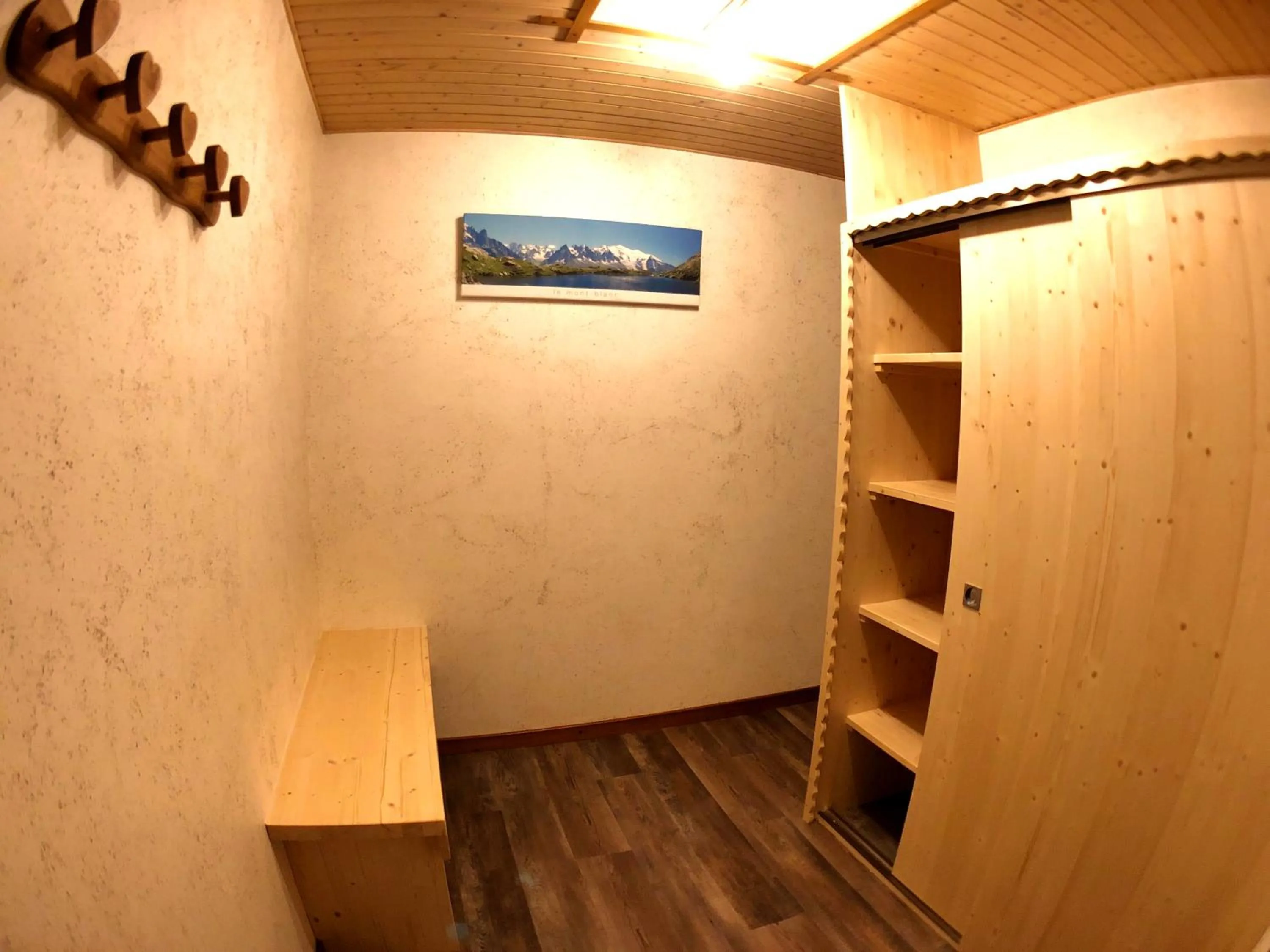 Bedroom in Hotel Le Soly