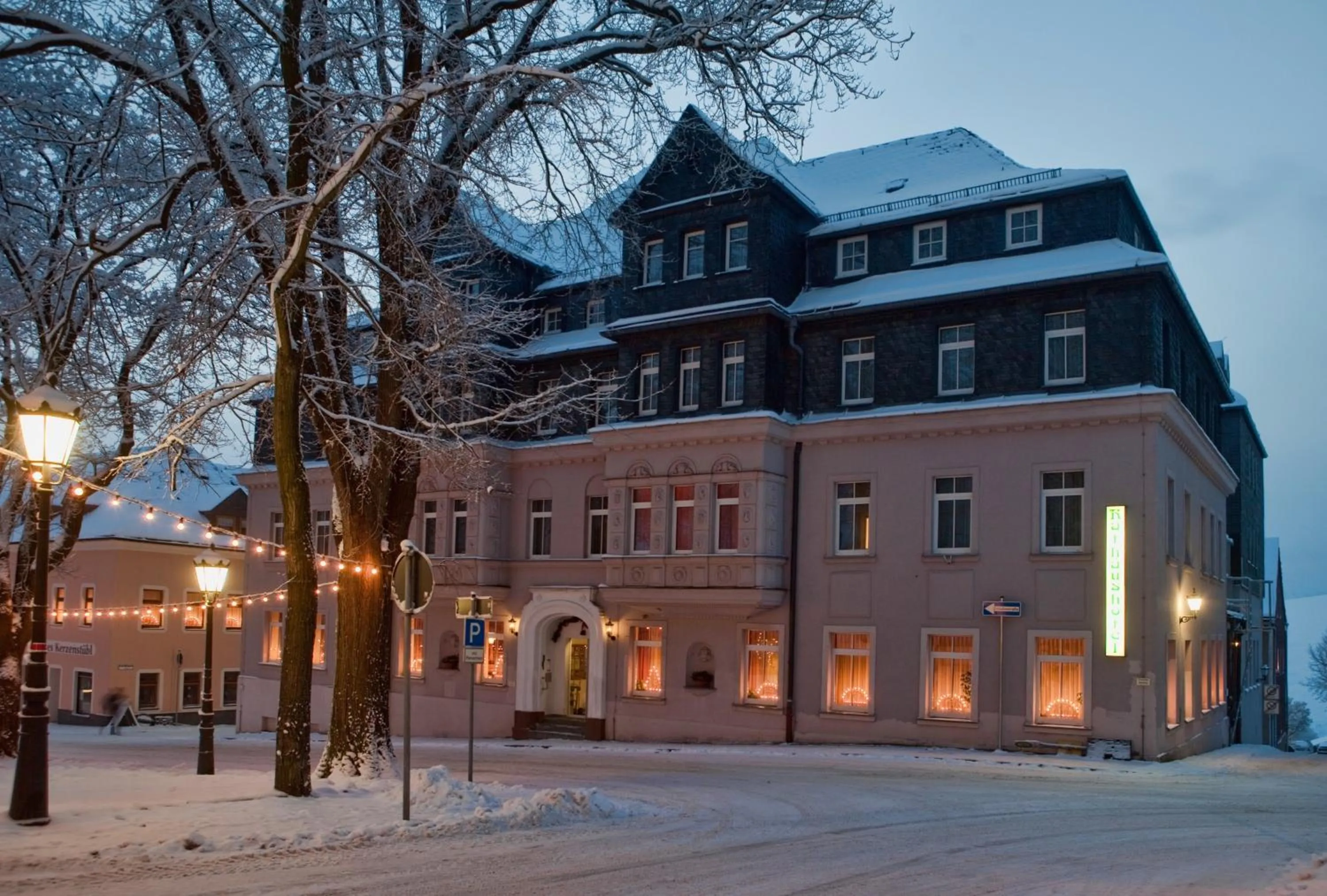 Property building in Rathaushotels All Inklusive