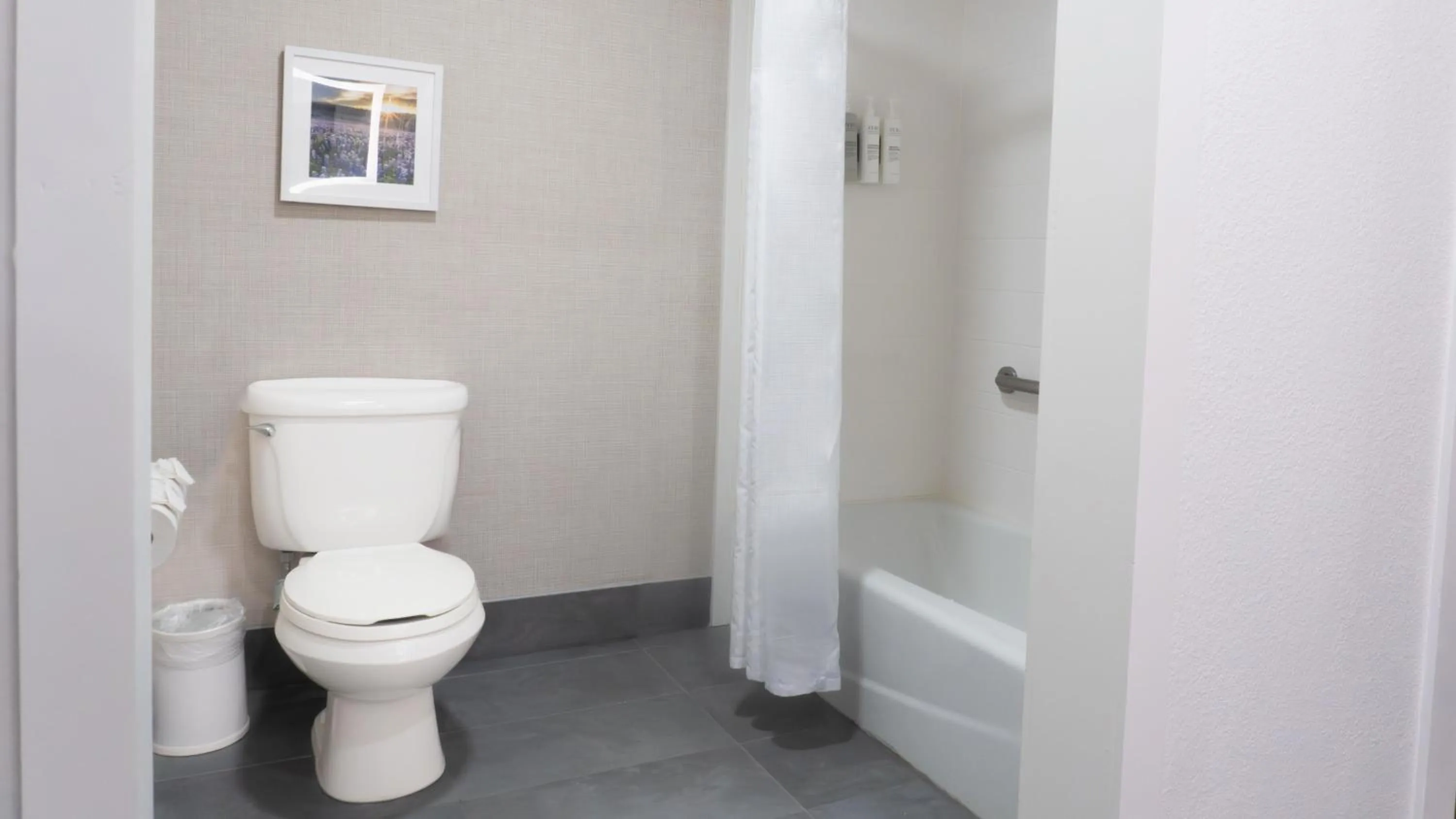 Bathroom in Hampton Inn and Suites Houston-Katy