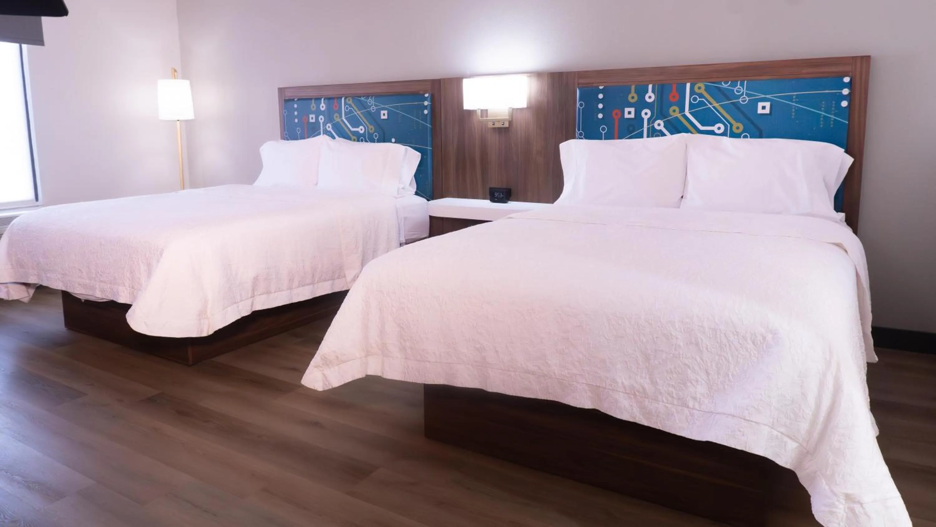 Bed in Hampton Inn and Suites Houston-Katy