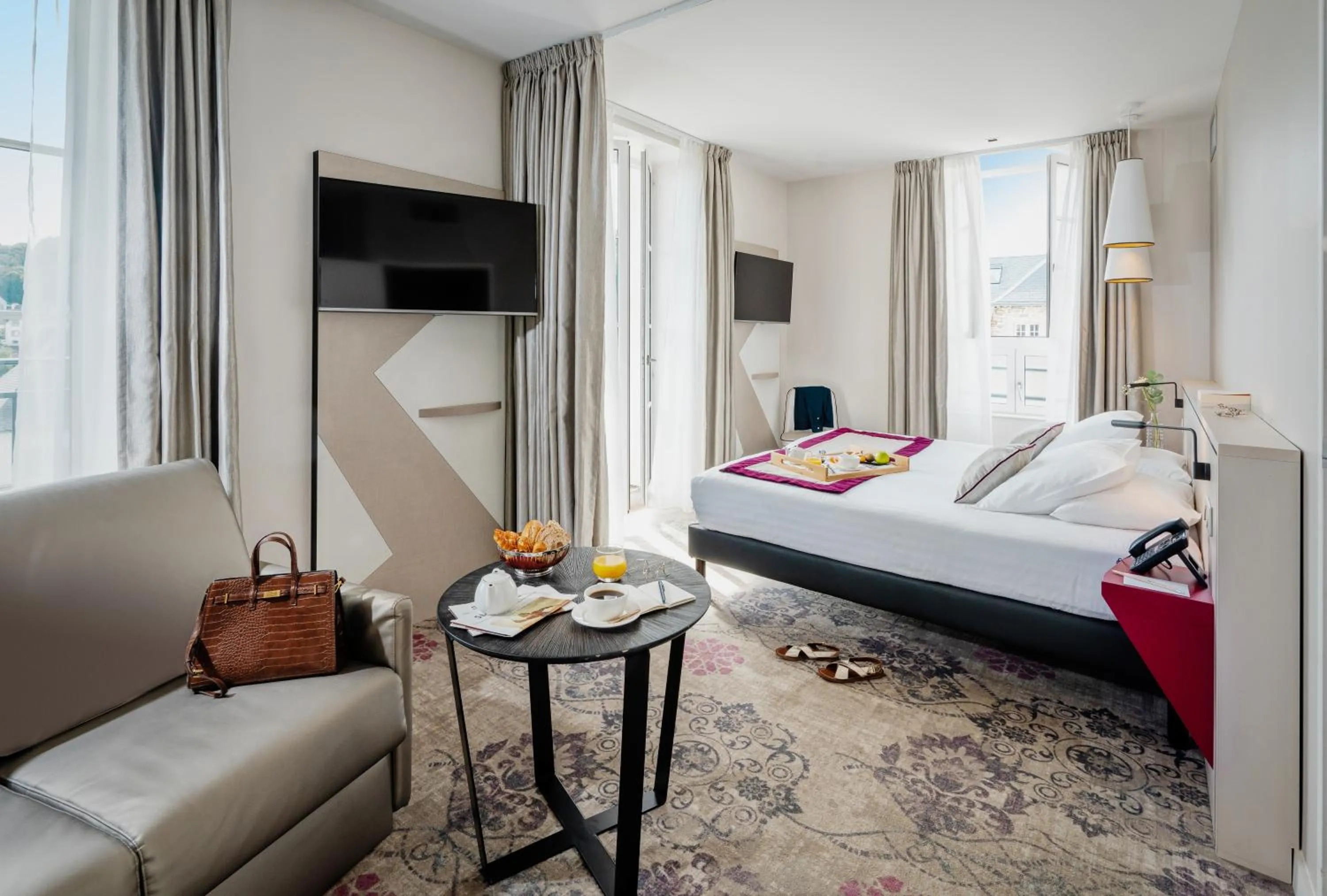 Bed in Hôtel la Baie Valdys Resort & SPA