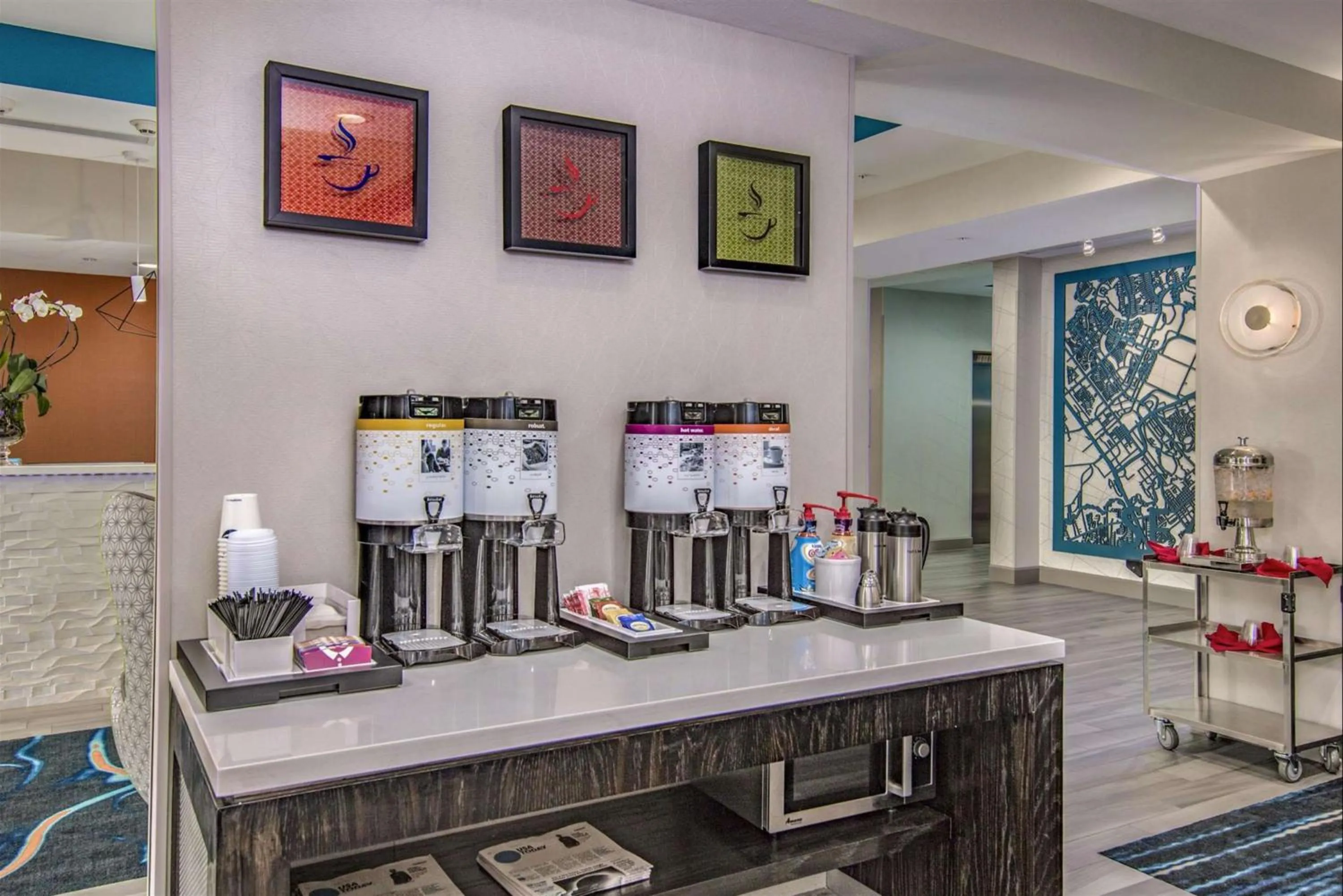 Lobby or reception in Hampton Inn Houston NASA-Johnson Space Center