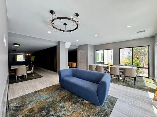 Property building in La Quinta Inn by Wyndham Orlando International Drive North