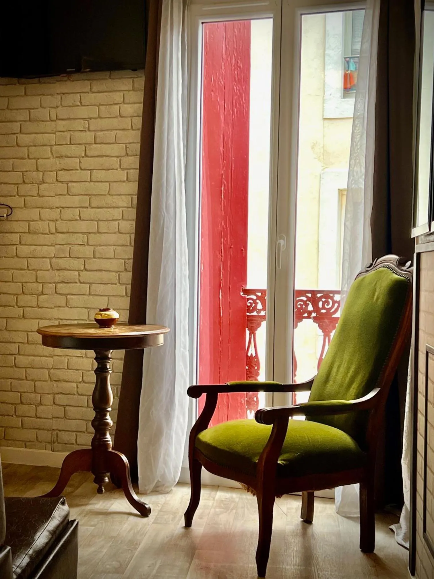 Decorative detail in Hôtel Paul Riquet