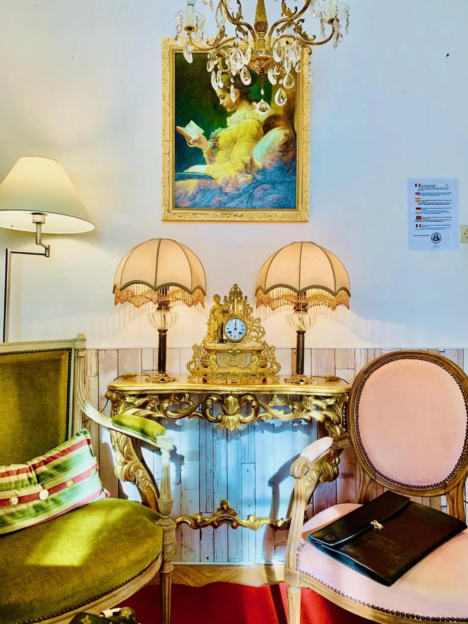 Decorative detail in Hôtel Paul Riquet