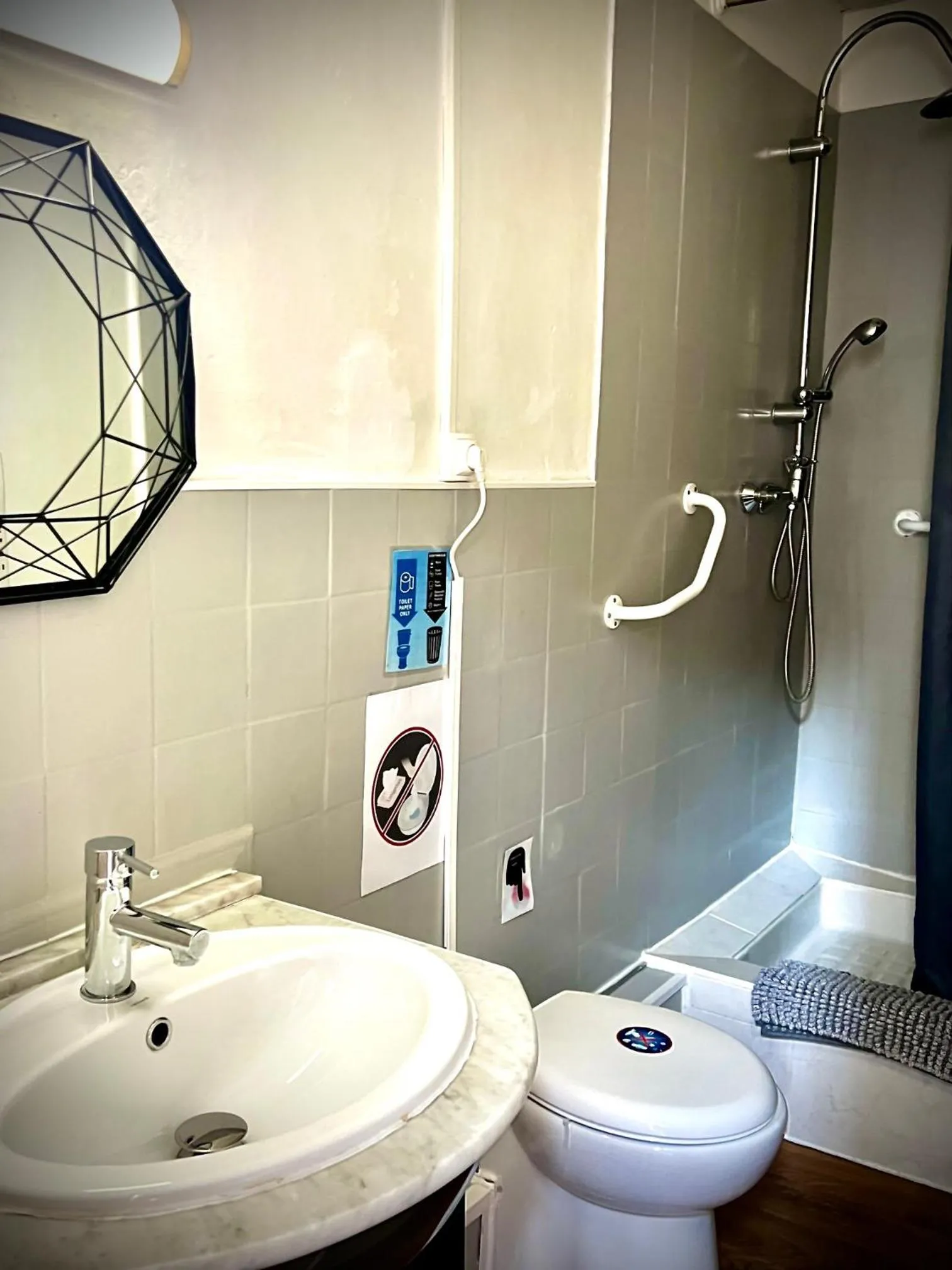 Bathroom in Hôtel Paul Riquet