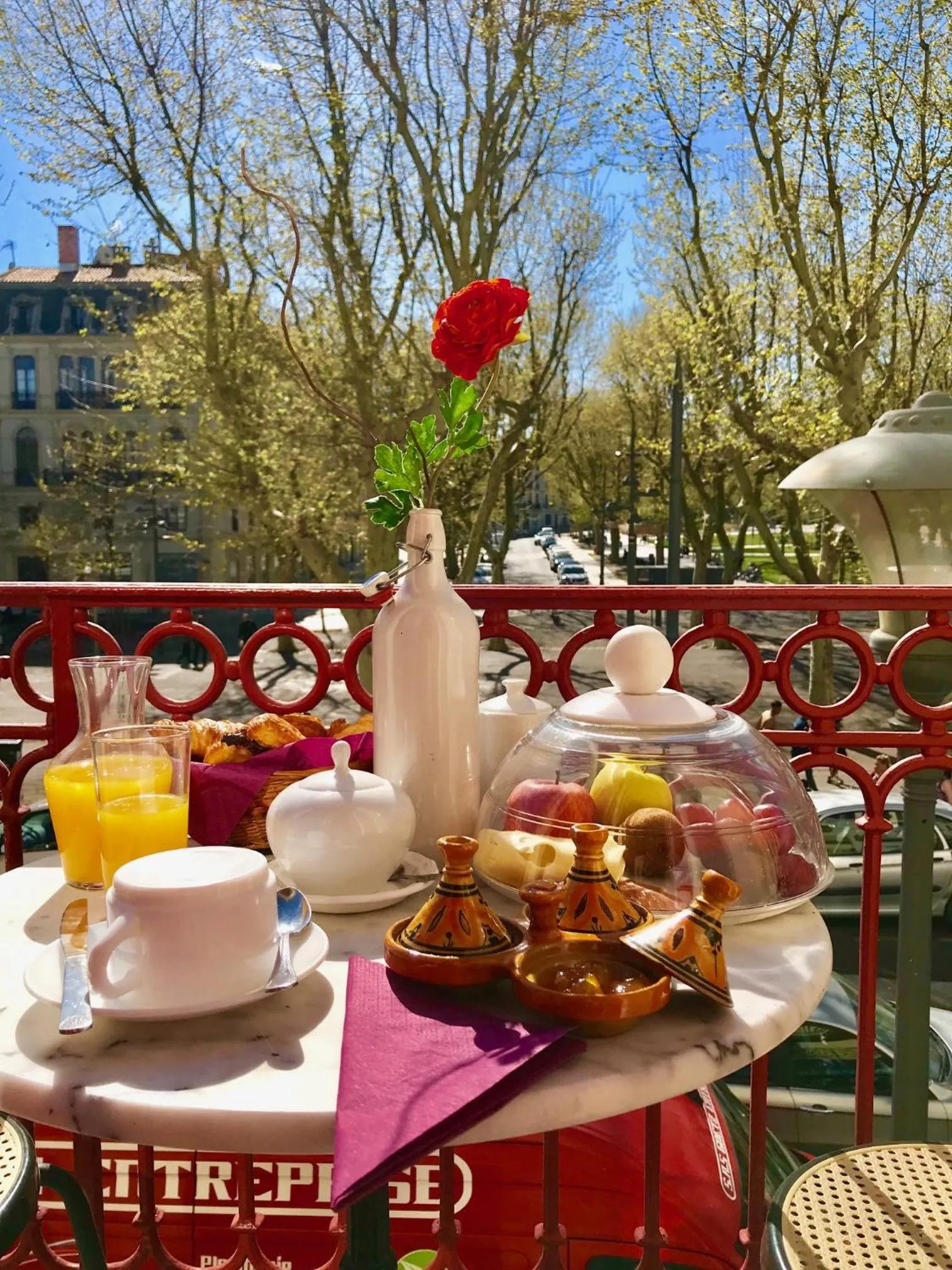 Continental breakfast in Hôtel Paul Riquet