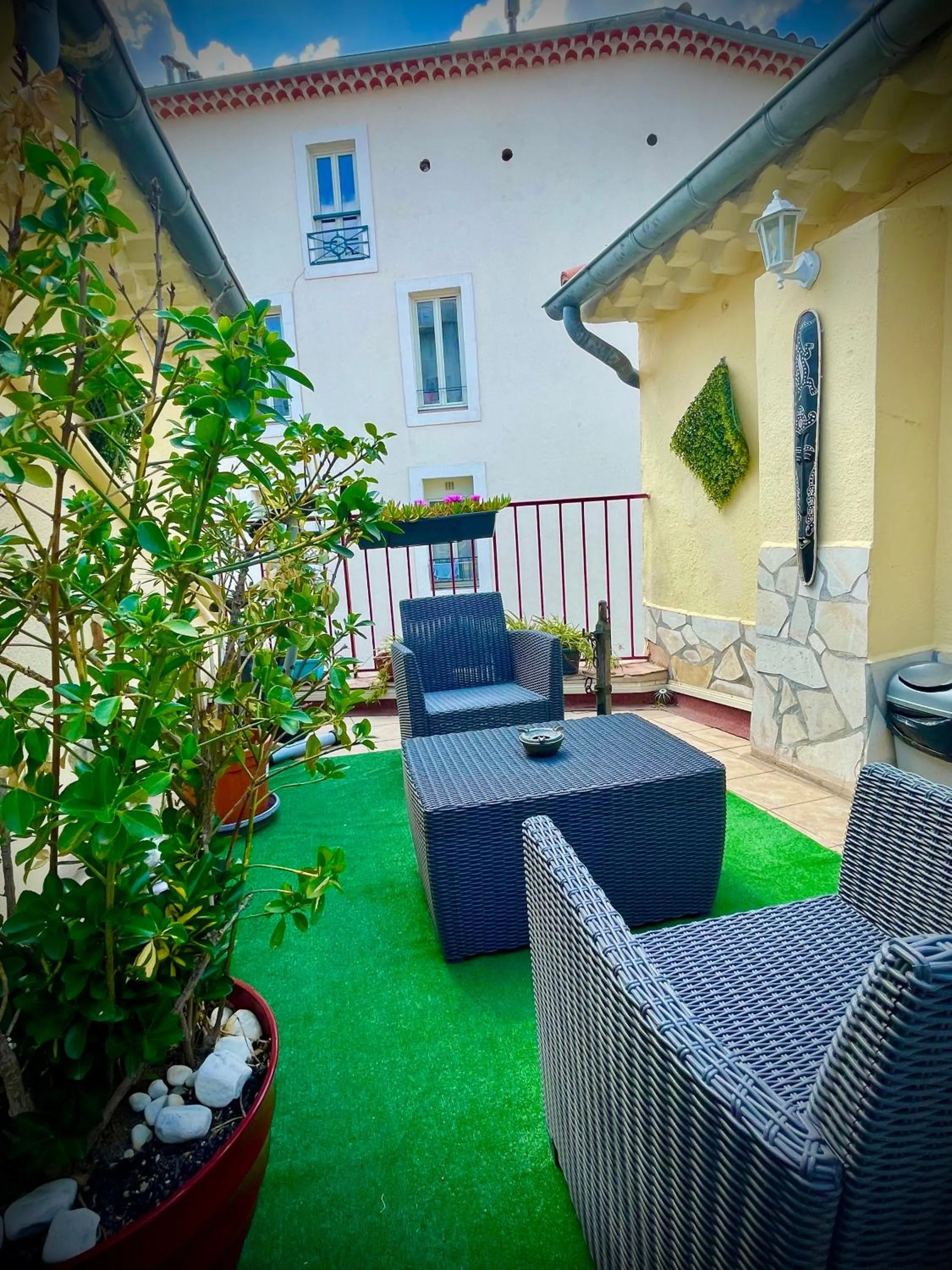 Patio in Hôtel Paul Riquet