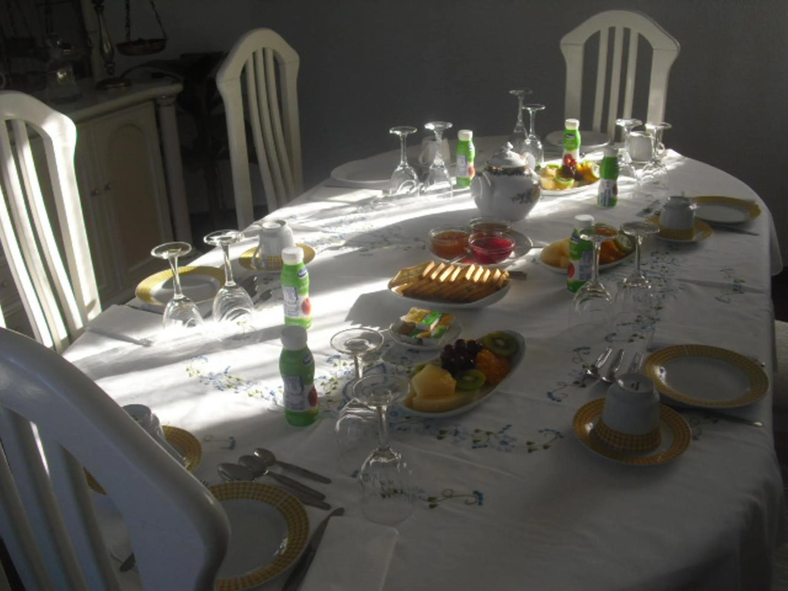 Continental breakfast in Casa Teresinha