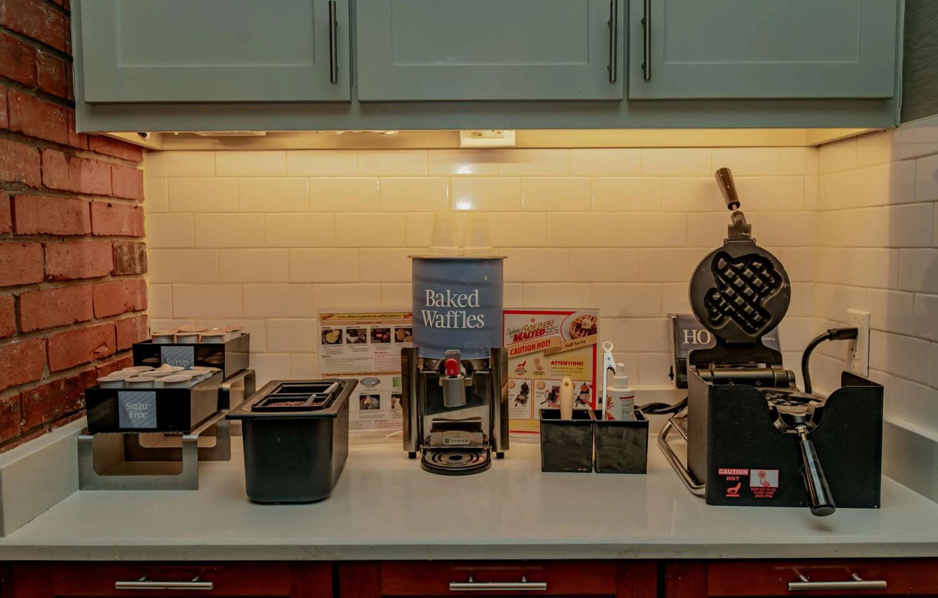 Breakfast in Homewood Suites by Hilton Ft. Worth-Bedford