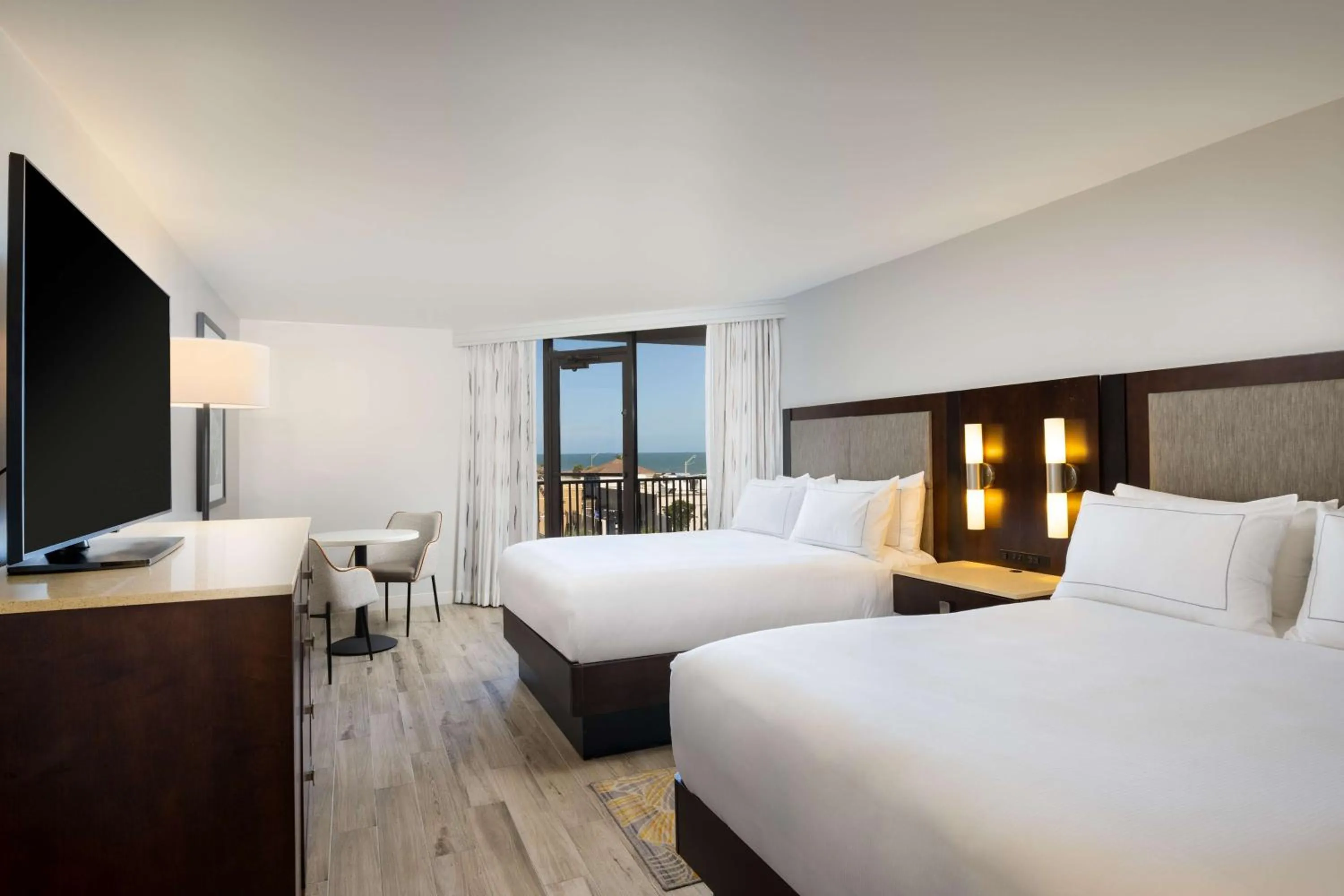 View (from property/room), Bed in Hilton Galveston Island Resort