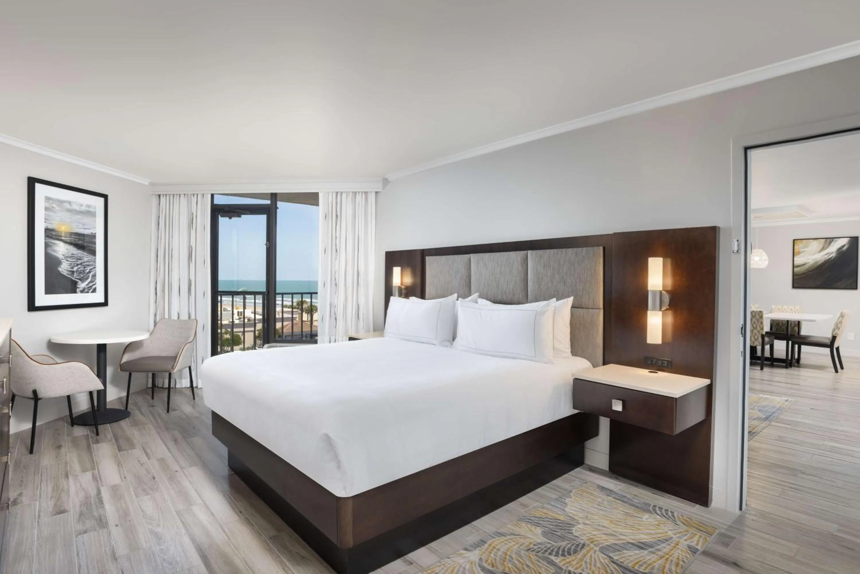 Bed in Hilton Galveston Island Resort