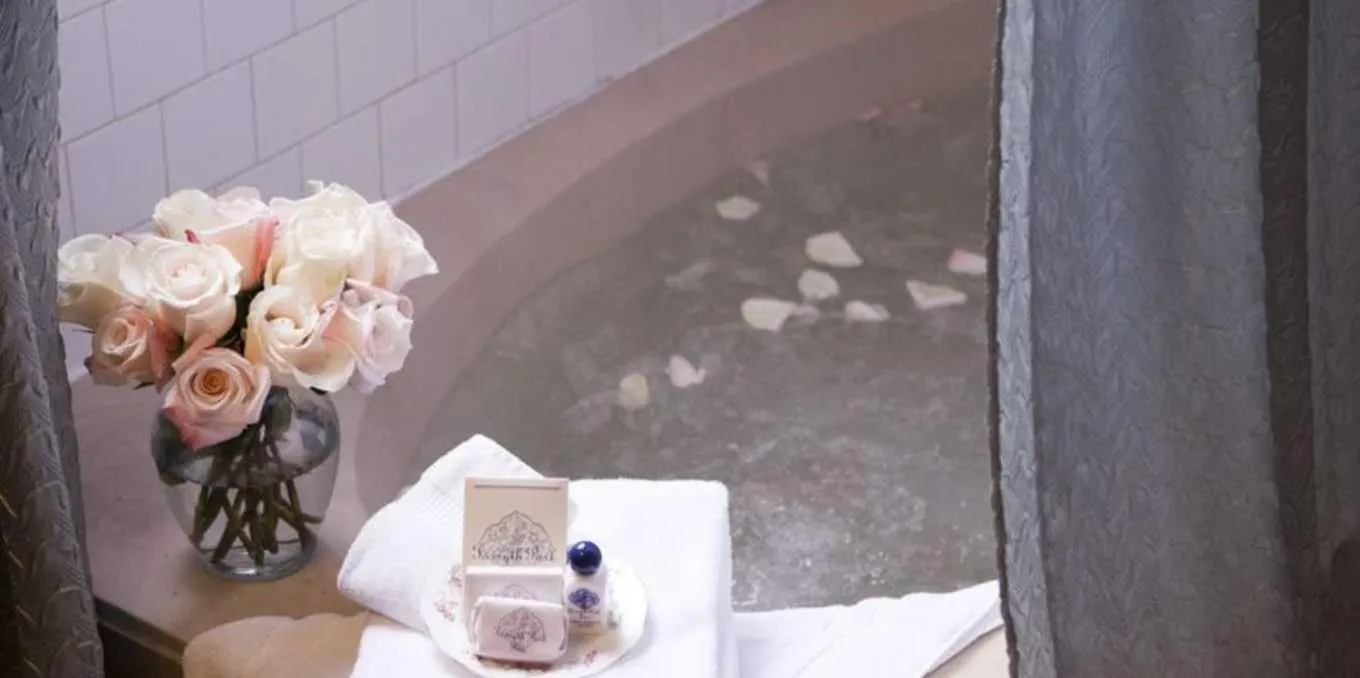 Bathroom in Forsyth Park Inn