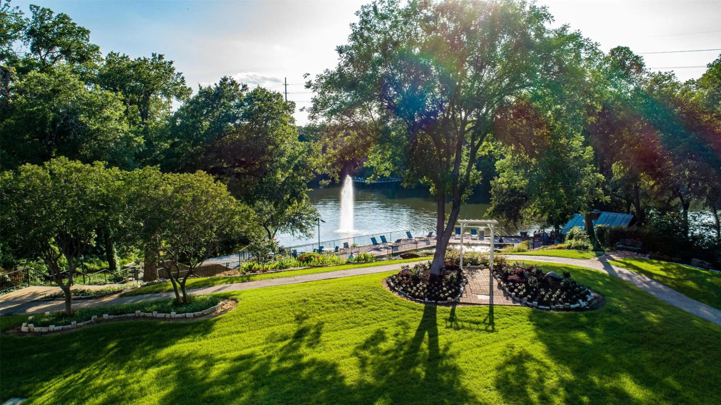 Property building in Hilton DFW Lakes Executive Conference Center