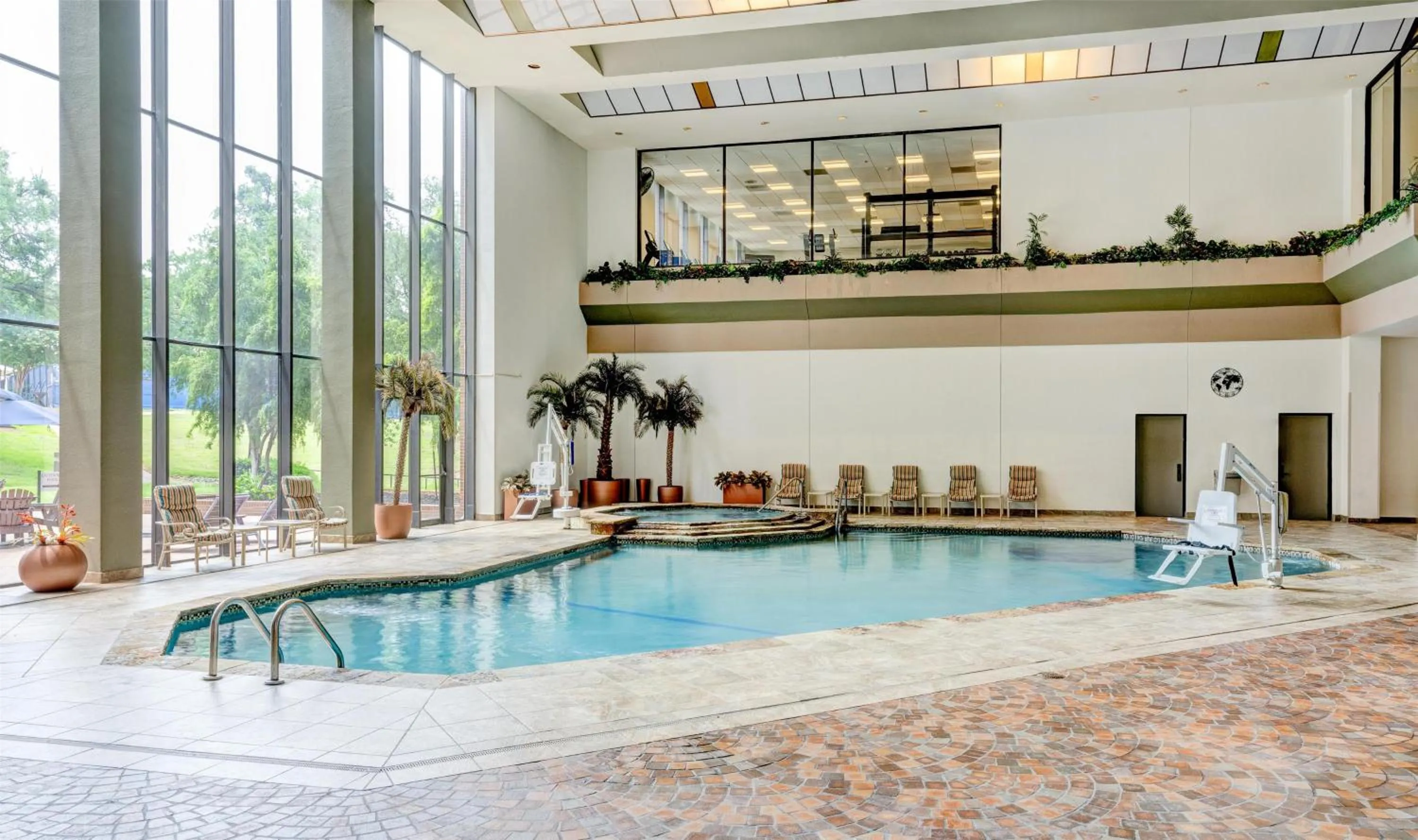 Pool view in Hilton DFW Lakes Executive Conference Center