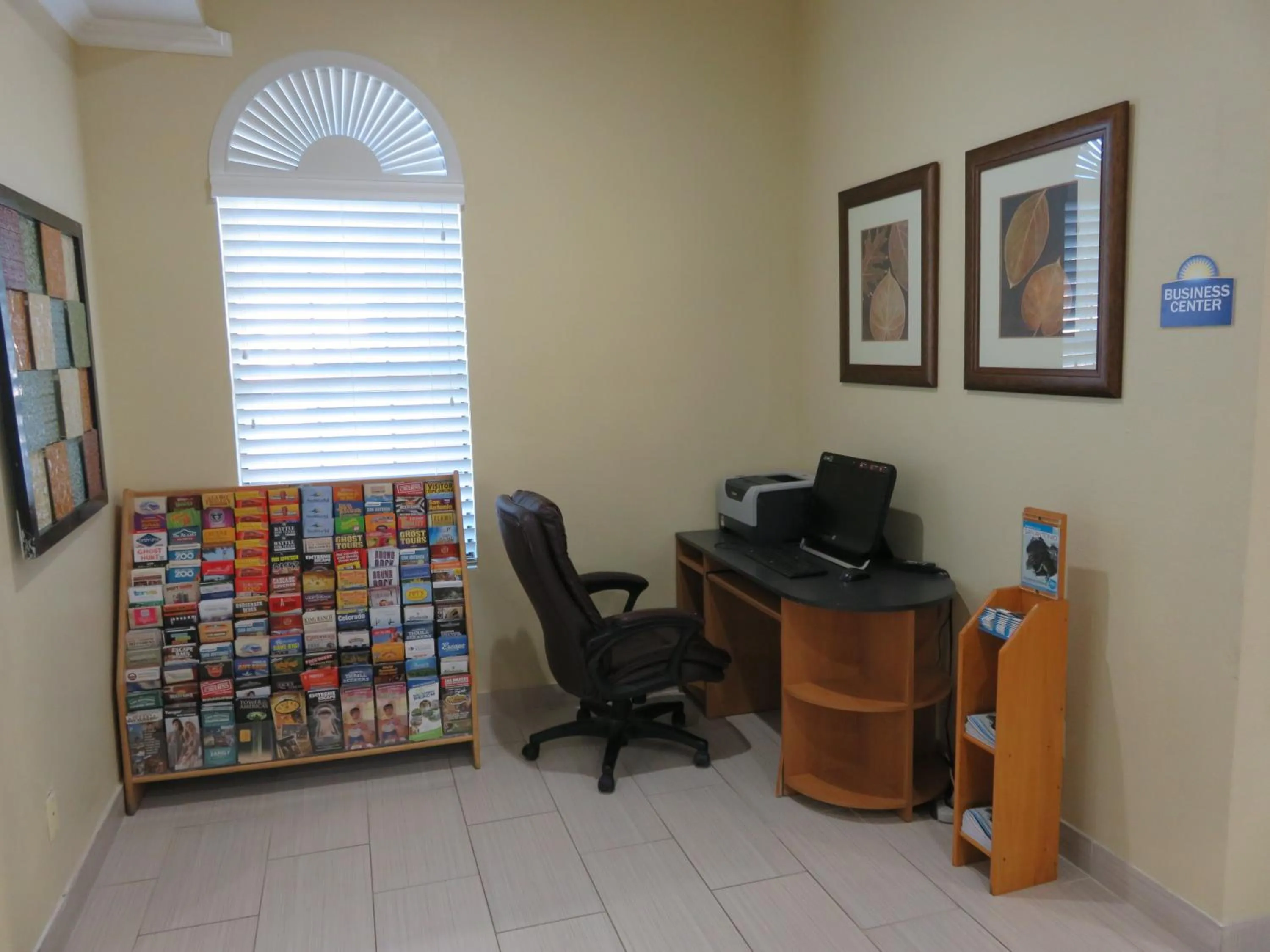 Business facilities in Days Inn by Wyndham Near Seaworld San Antonio