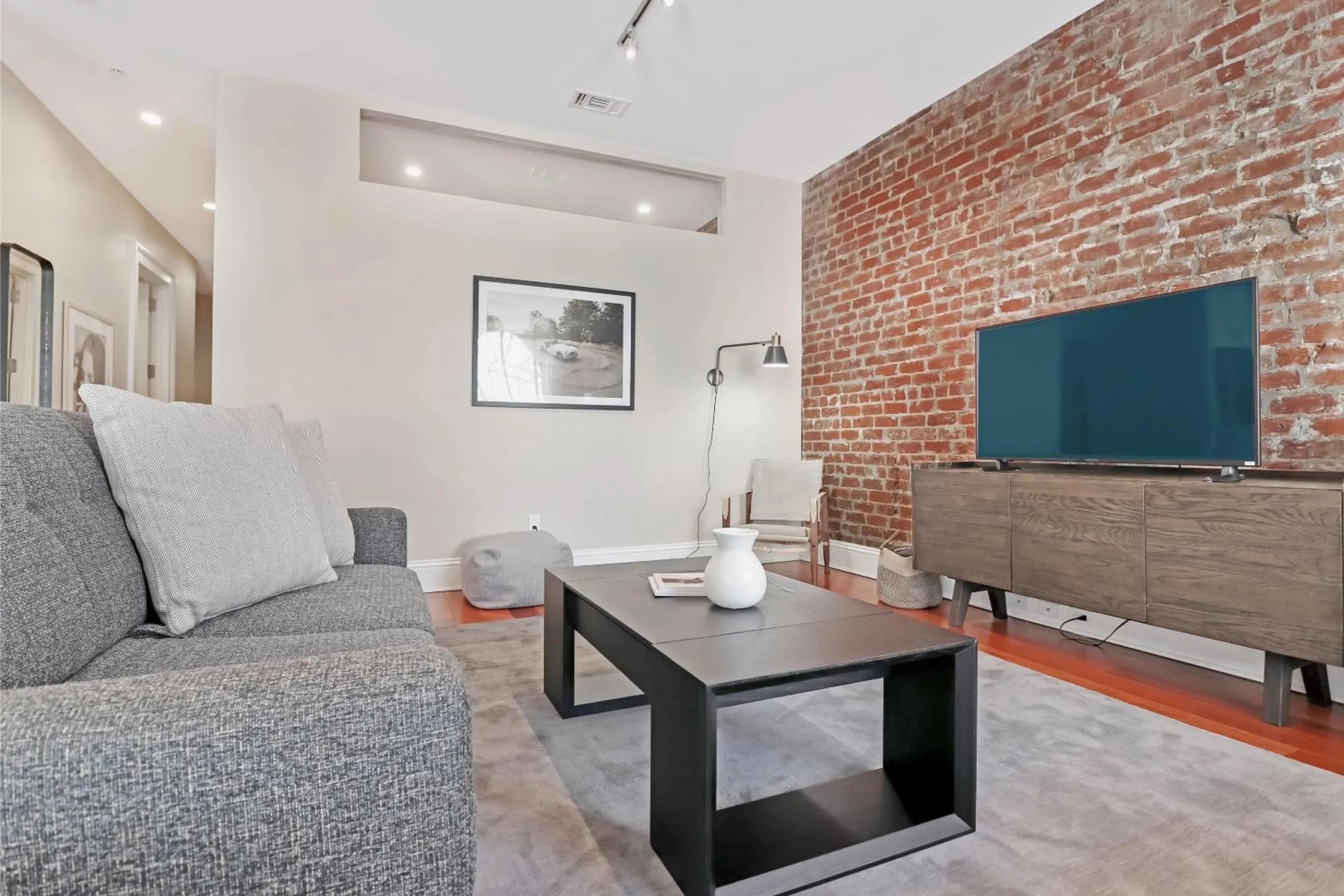 Roami at Factors Row