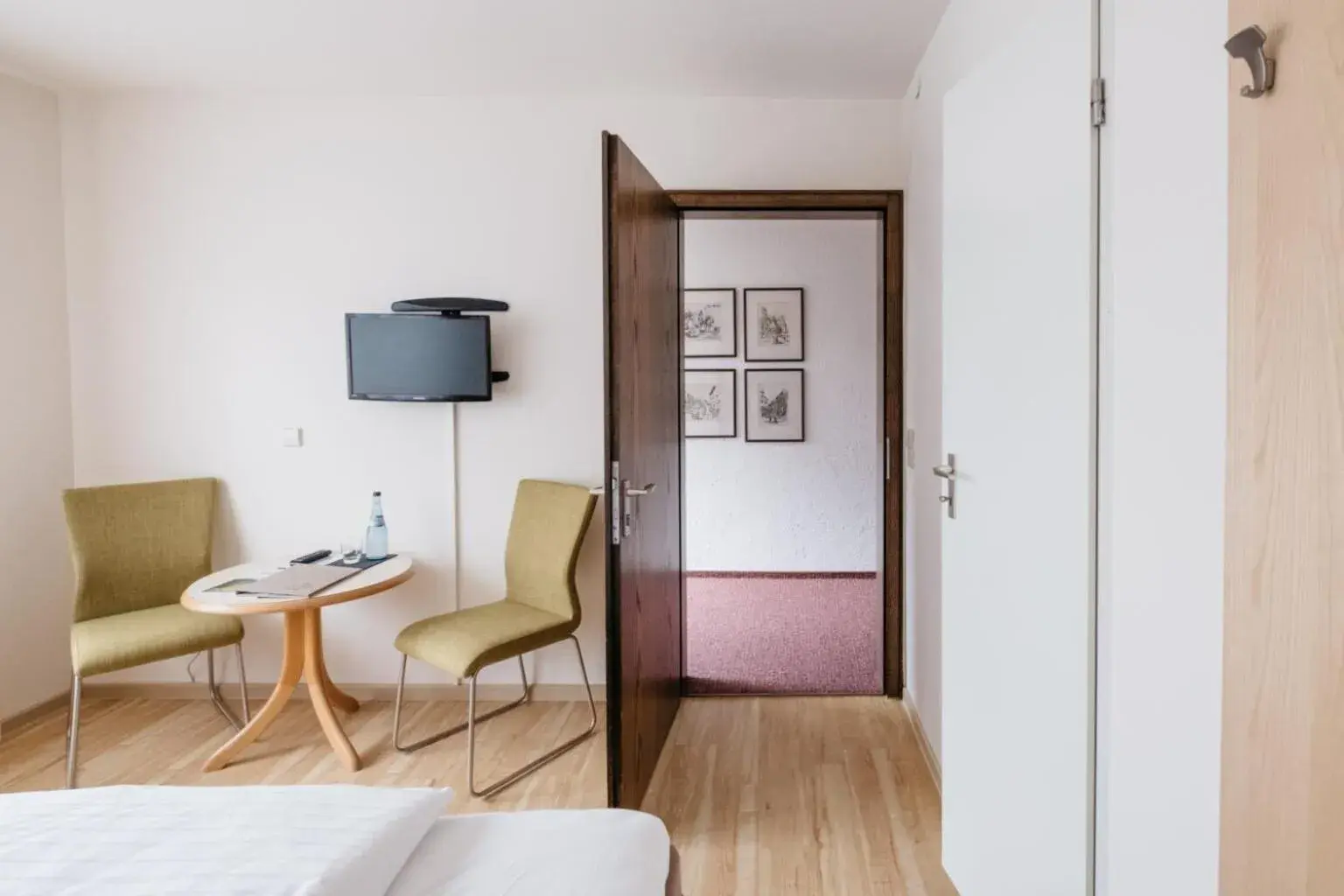 Classic Double Room - single occupancy in Restaurant & Landhotel Winter Classic Double Room - single occupancy in Restaurant & Landhotel Winter