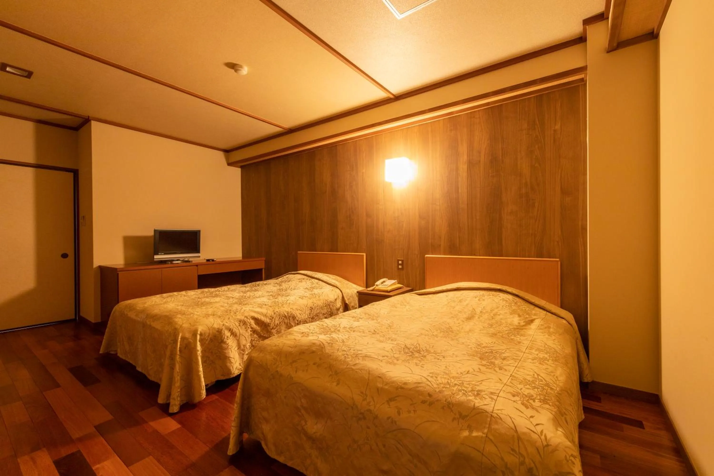 Bed in Kinugawa Hotel Mikazuki