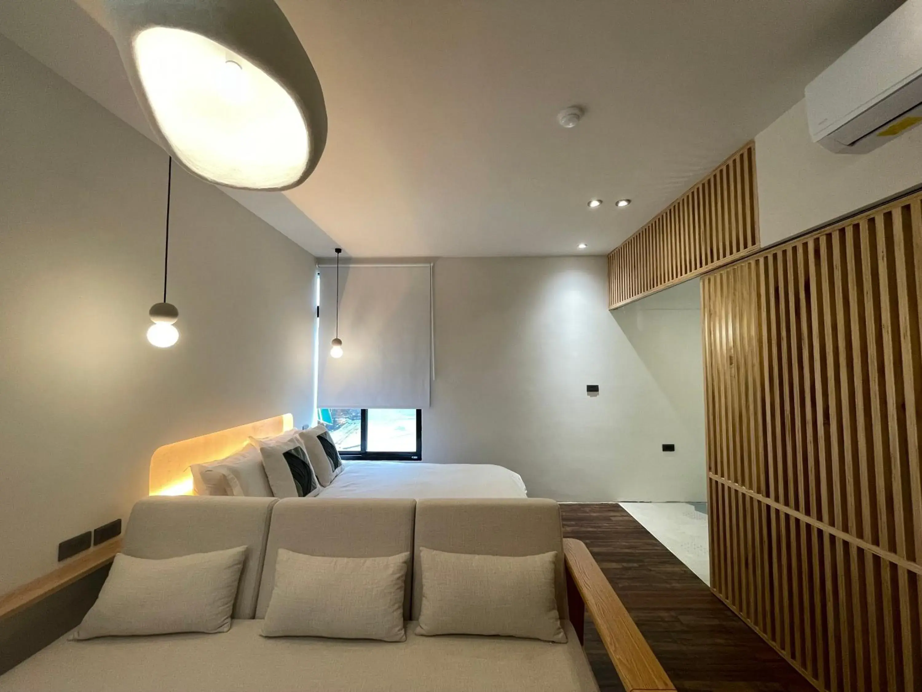 Deluxe Double Room with Bath in Green Inn Kaohsiung Deluxe Double Room with Bath in Green Inn Kaohsiung