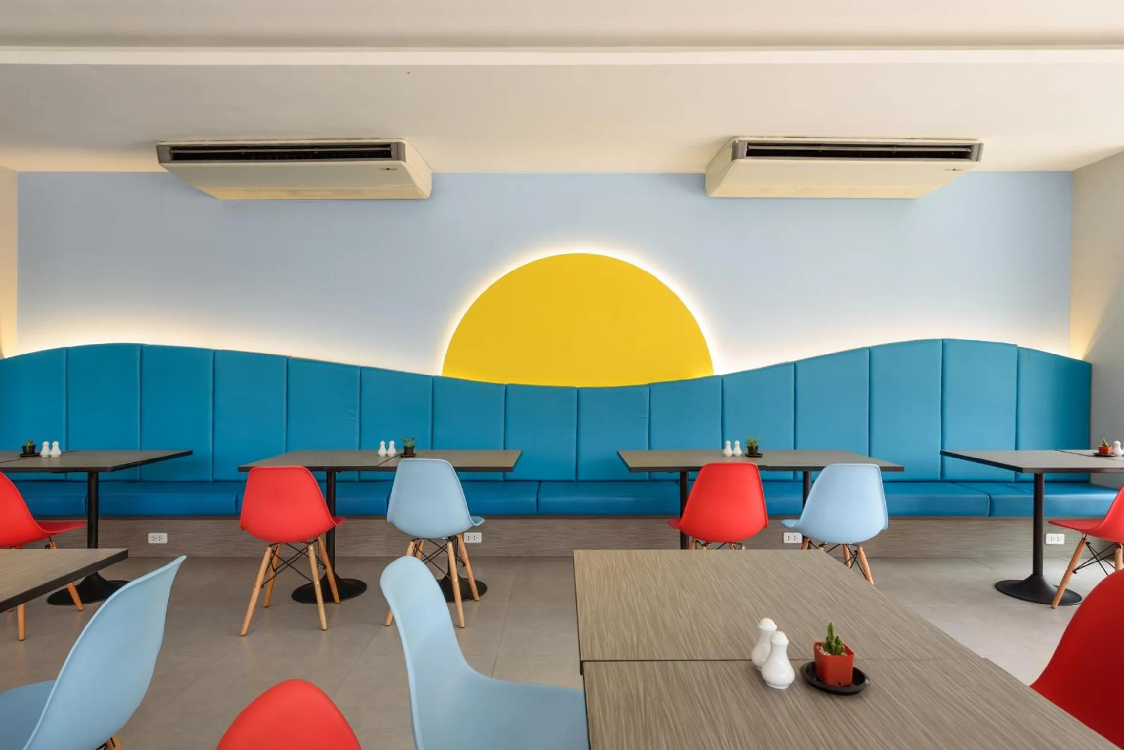 Restaurant/places to eat in FX Hotel Pattaya