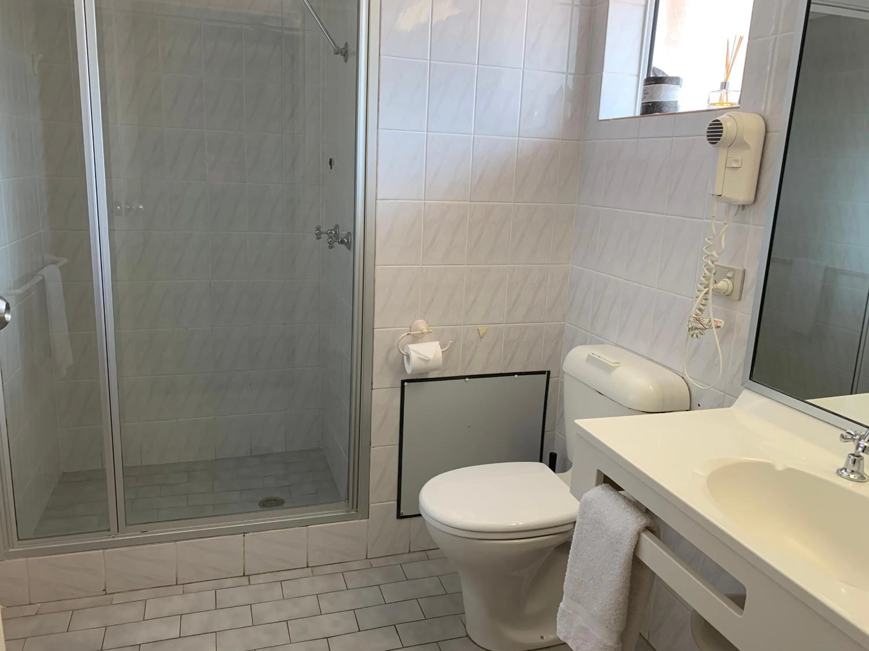 Bathroom in Ulladulla Harbour Motel