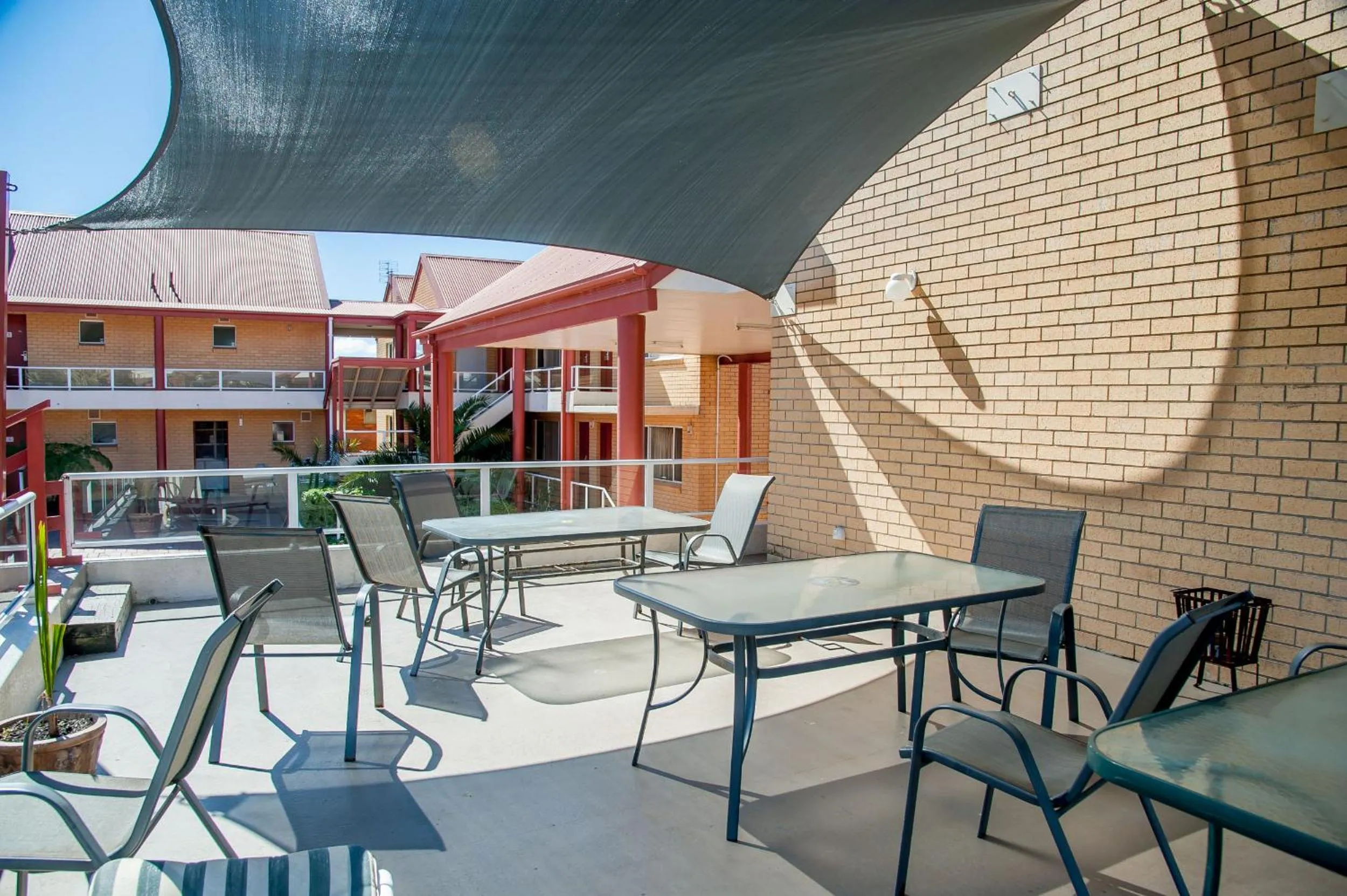 Property building in Ulladulla Harbour Motel