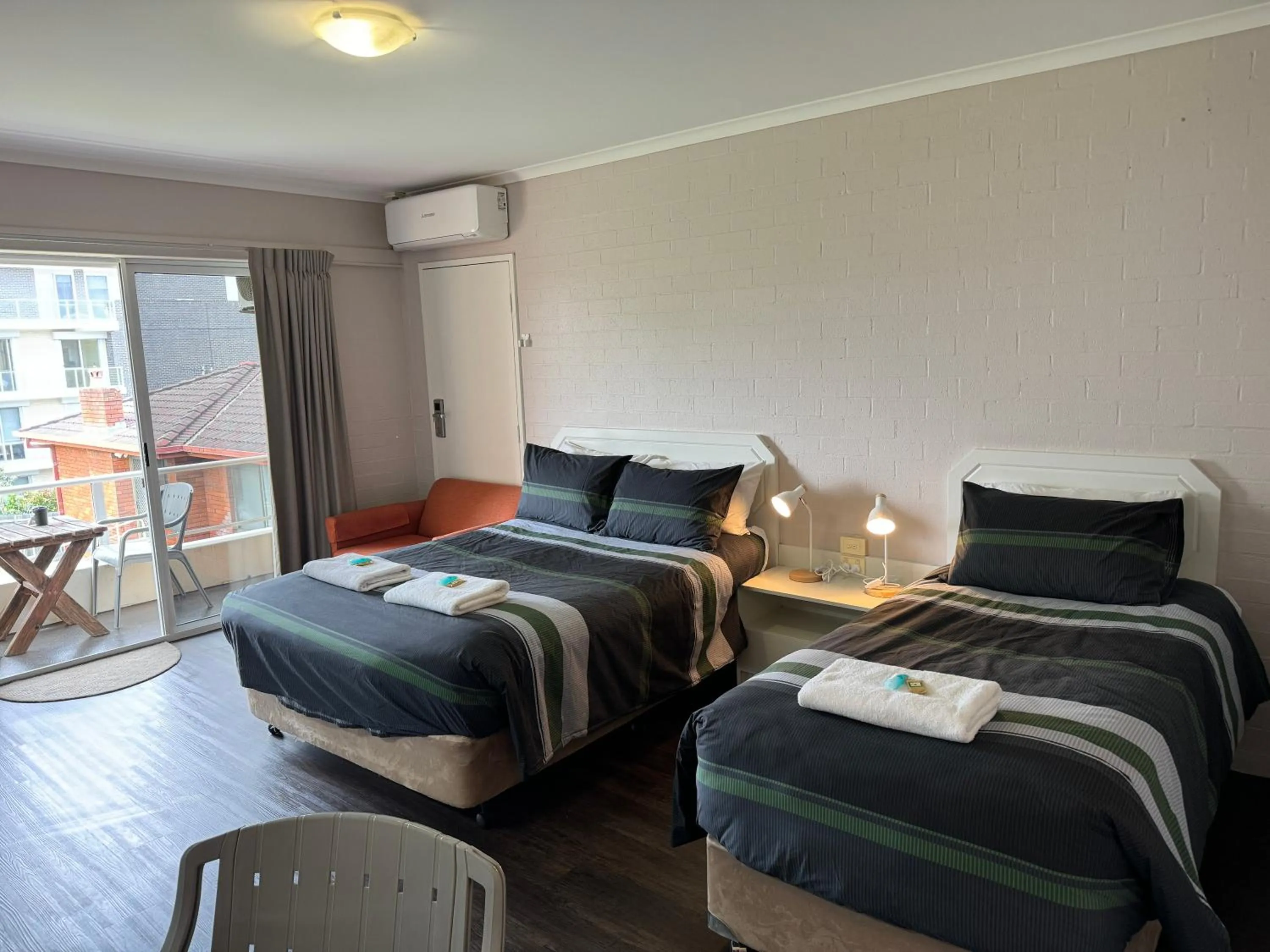 Bed in Ulladulla Harbour Motel