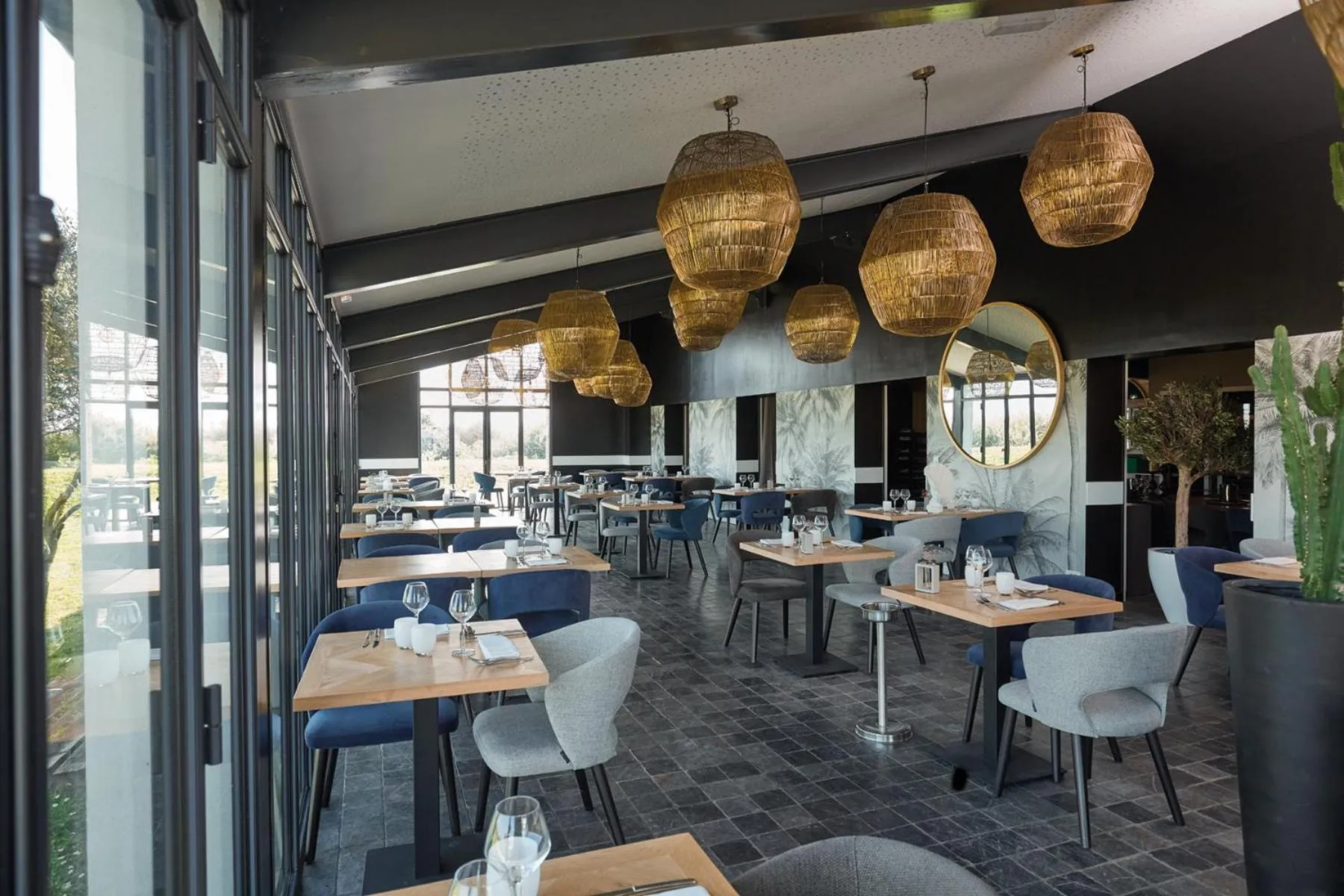 Restaurant/places to eat in Hôtel Atalante - Relais Thalasso & Spa