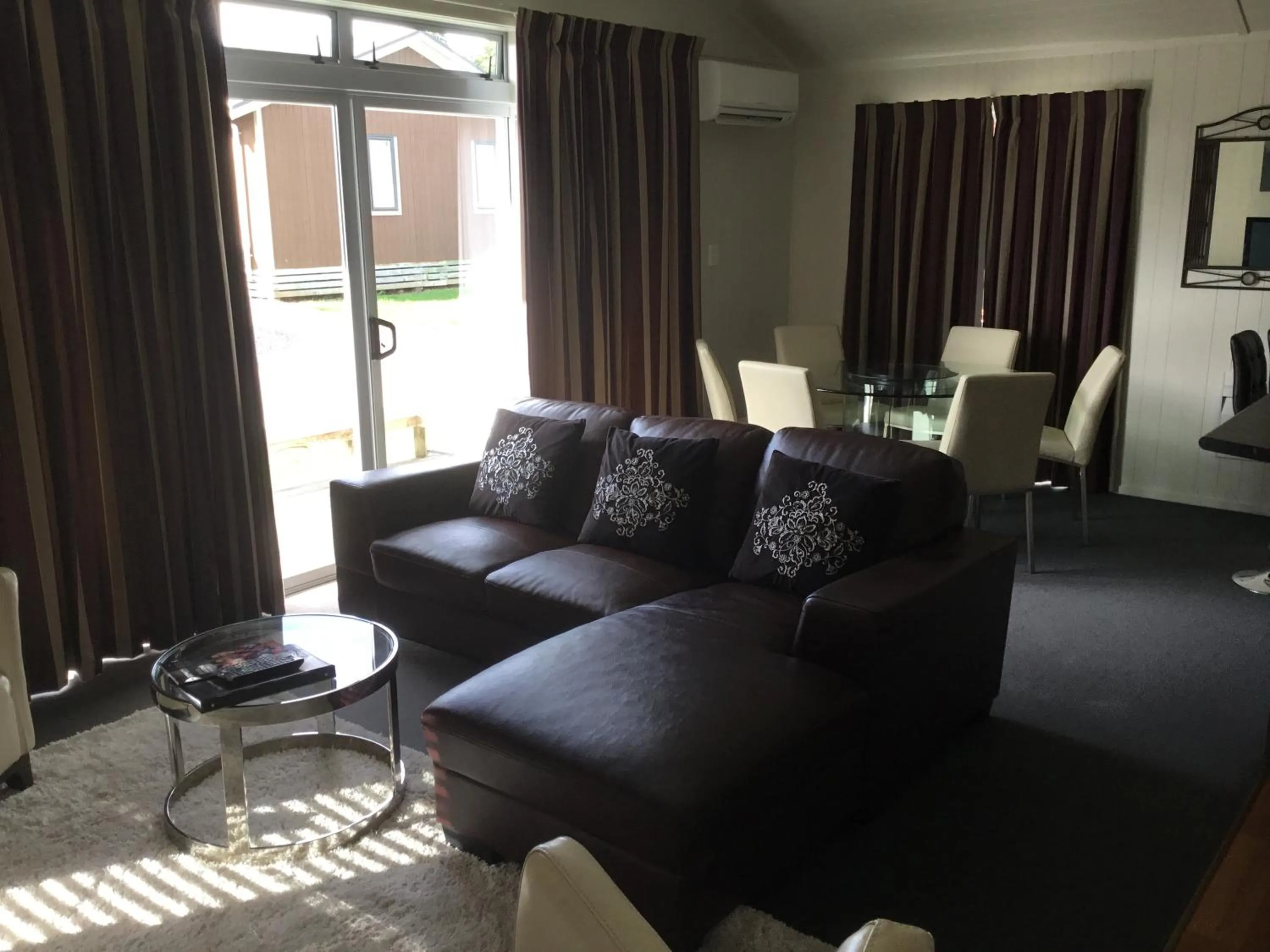 Day in Rocky Mountain Chalets Ohakune