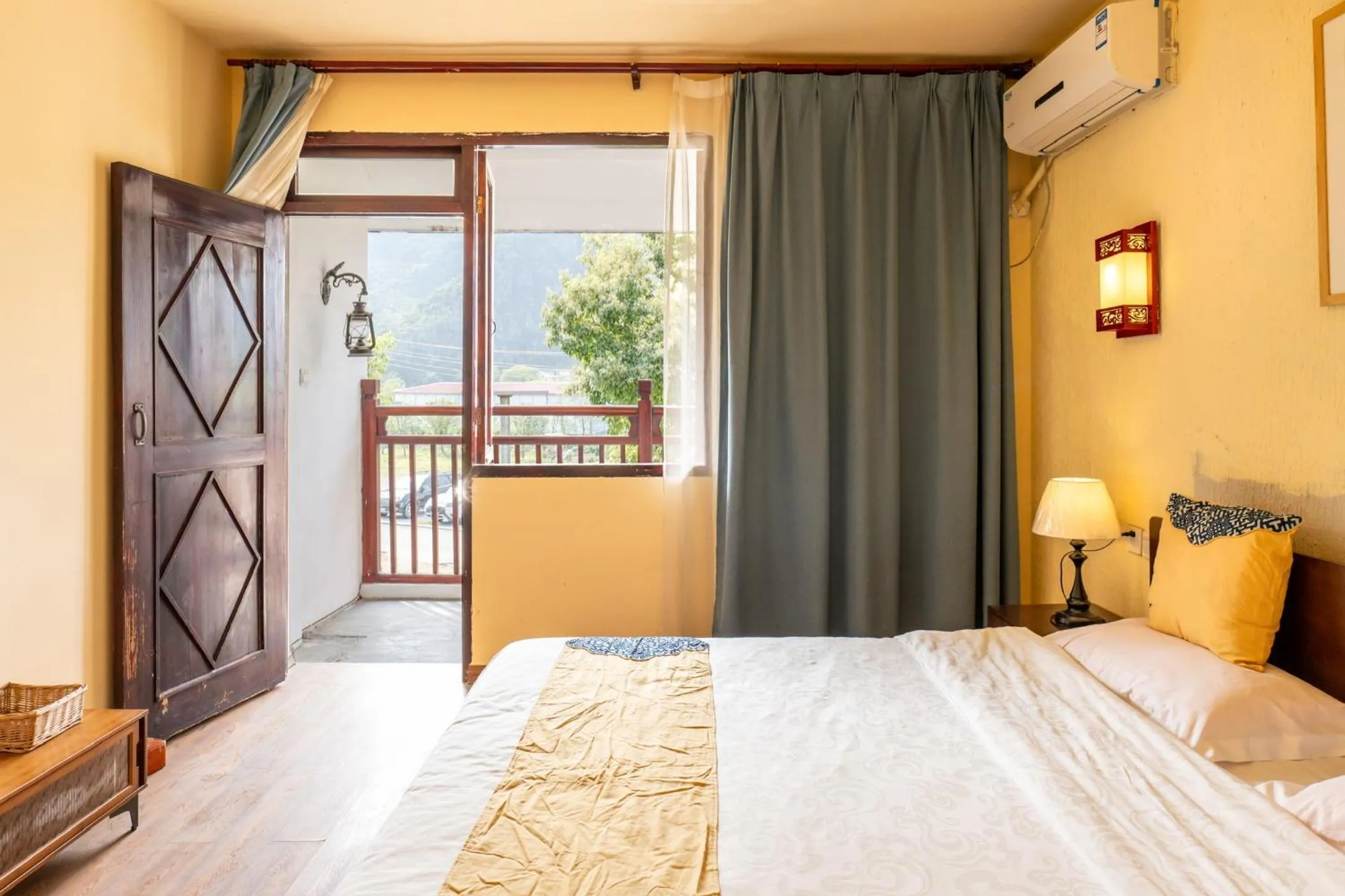 Bed in Secret Courtyard Resort Hotel