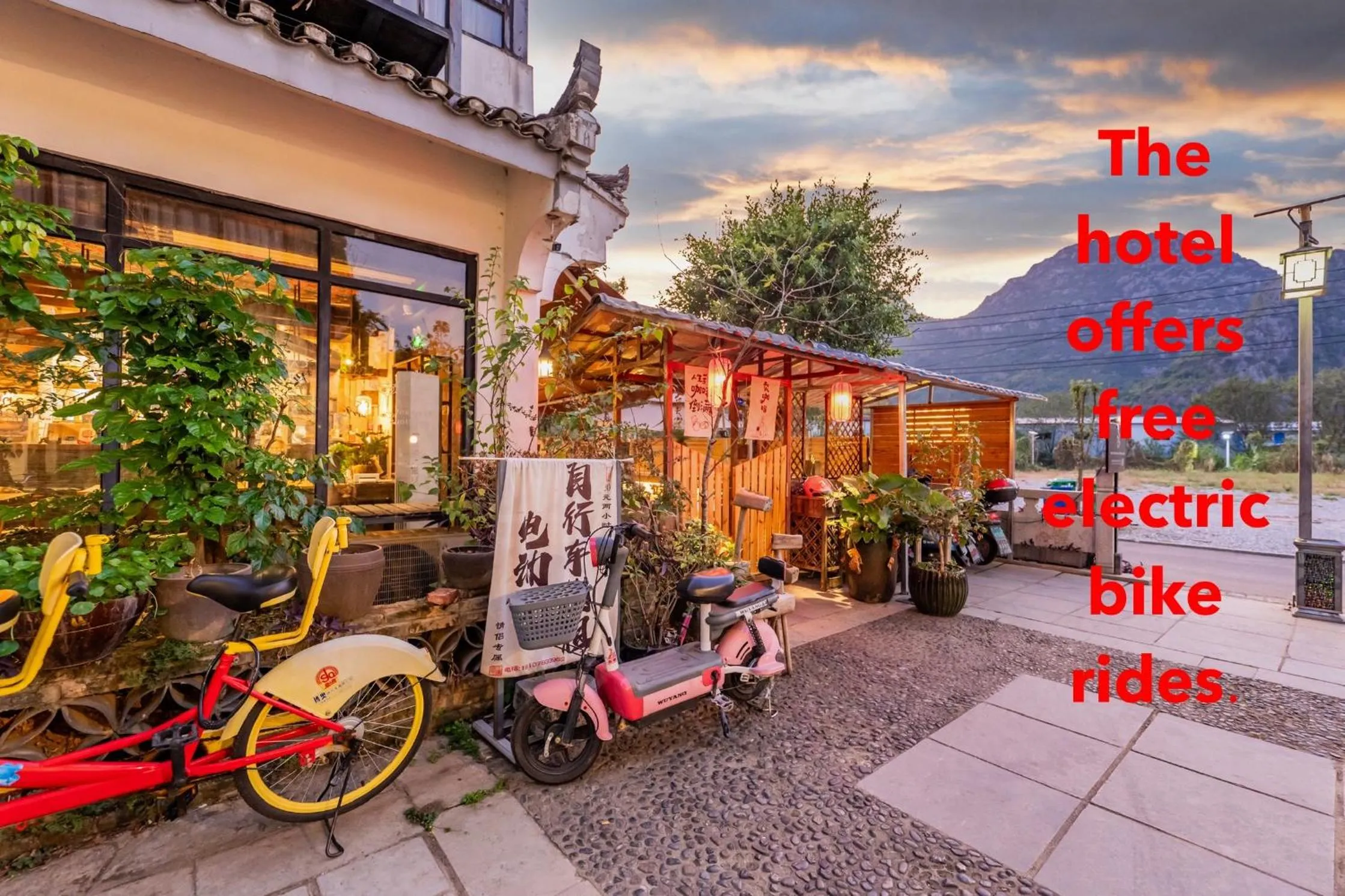 Secret Courtyard Resort Hotel