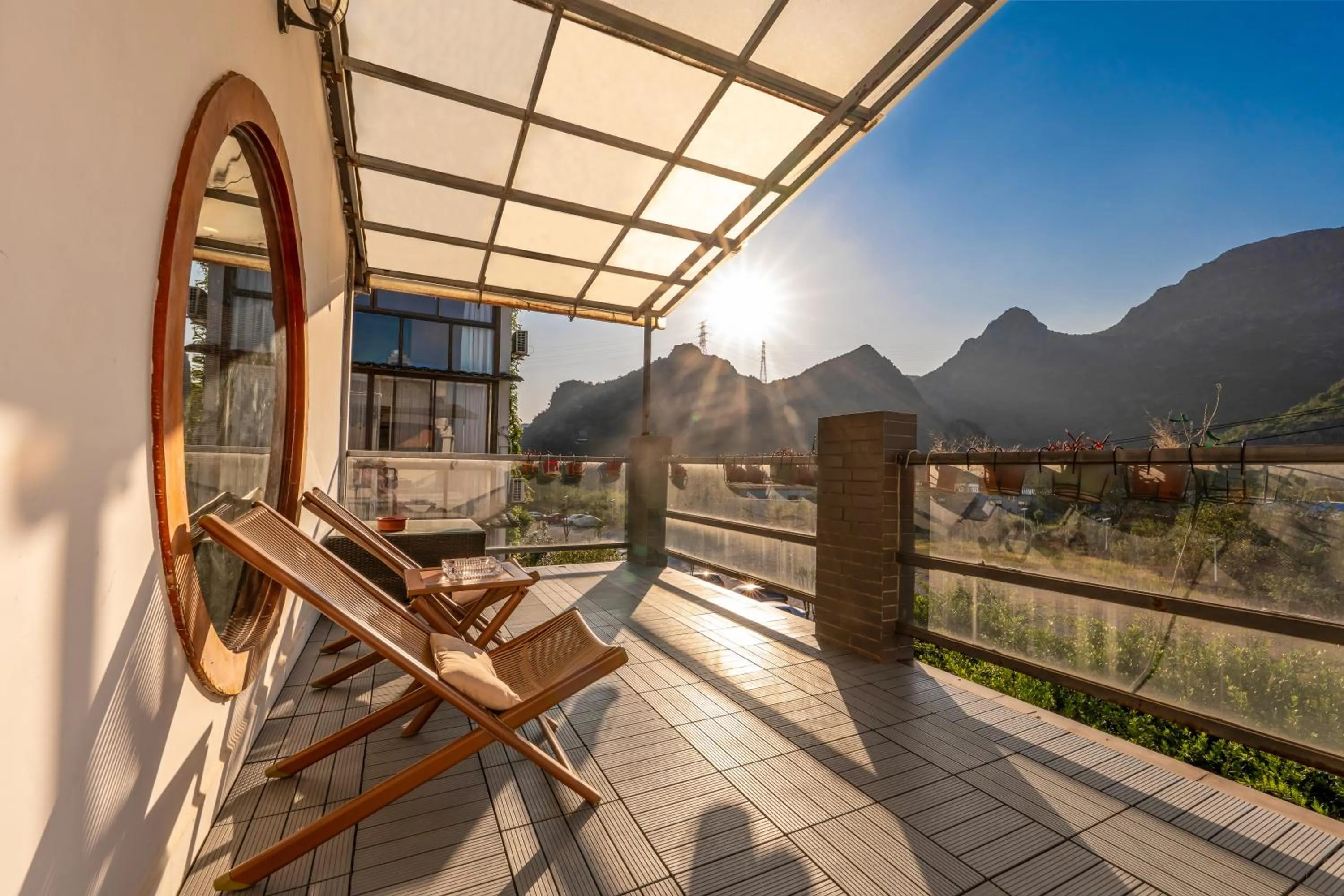 Secret Courtyard Resort Hotel