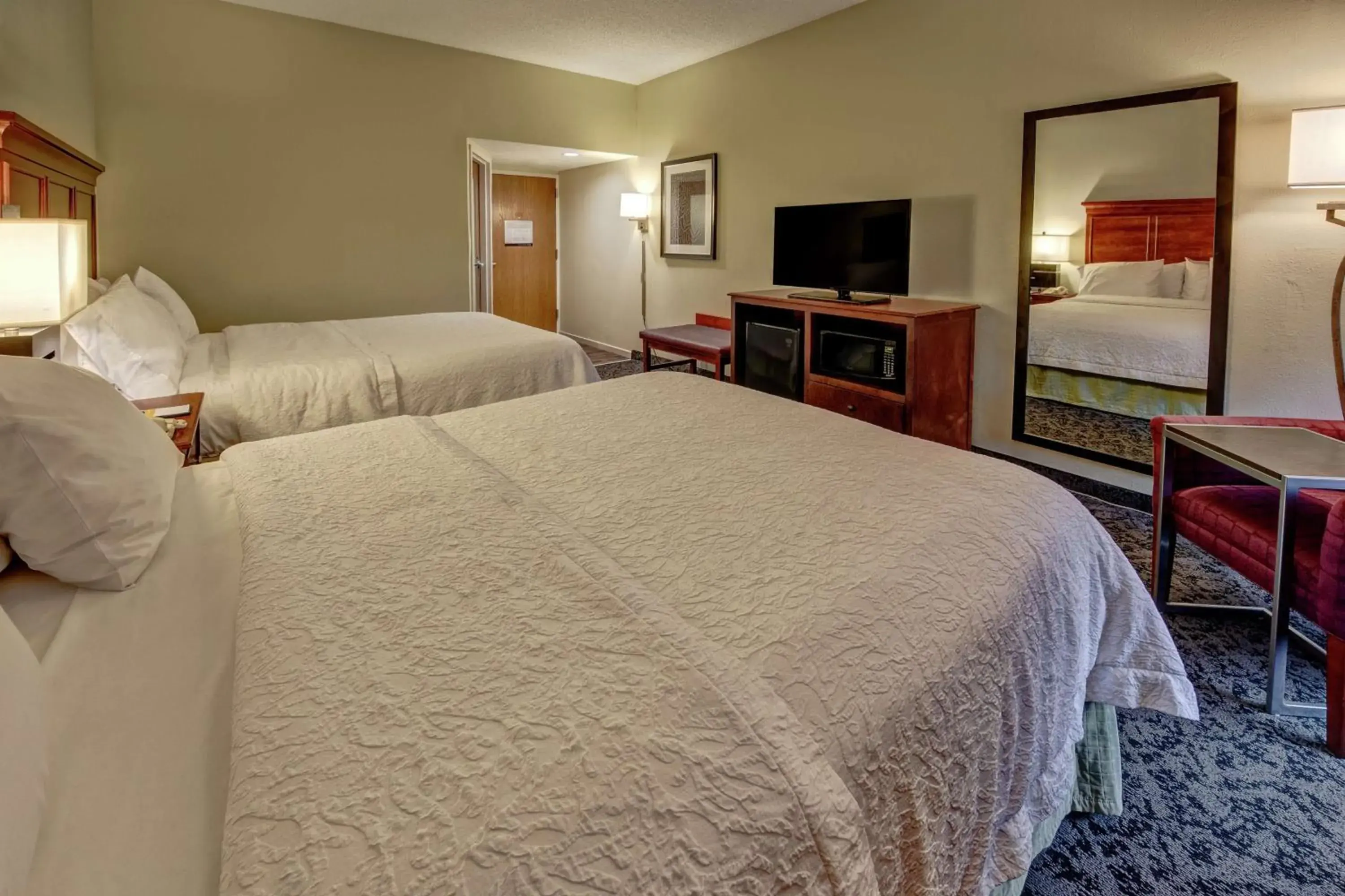 Double Room with Microwave and Refrigerator - Non-Smoking in Hampton Inn Charlotte/Matthews Double Room with Microwave and Refrigerator - Non-Smoking in Hampton Inn Charlotte/Matthews