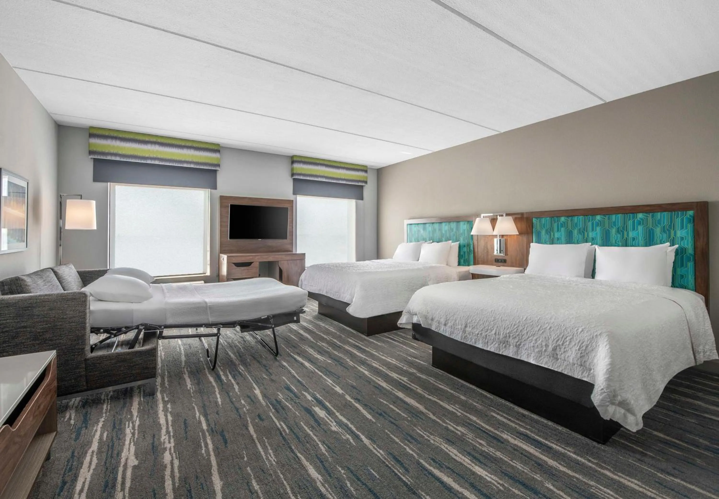 Living room, Bed in Hampton Inn & Suites Dallas-Allen