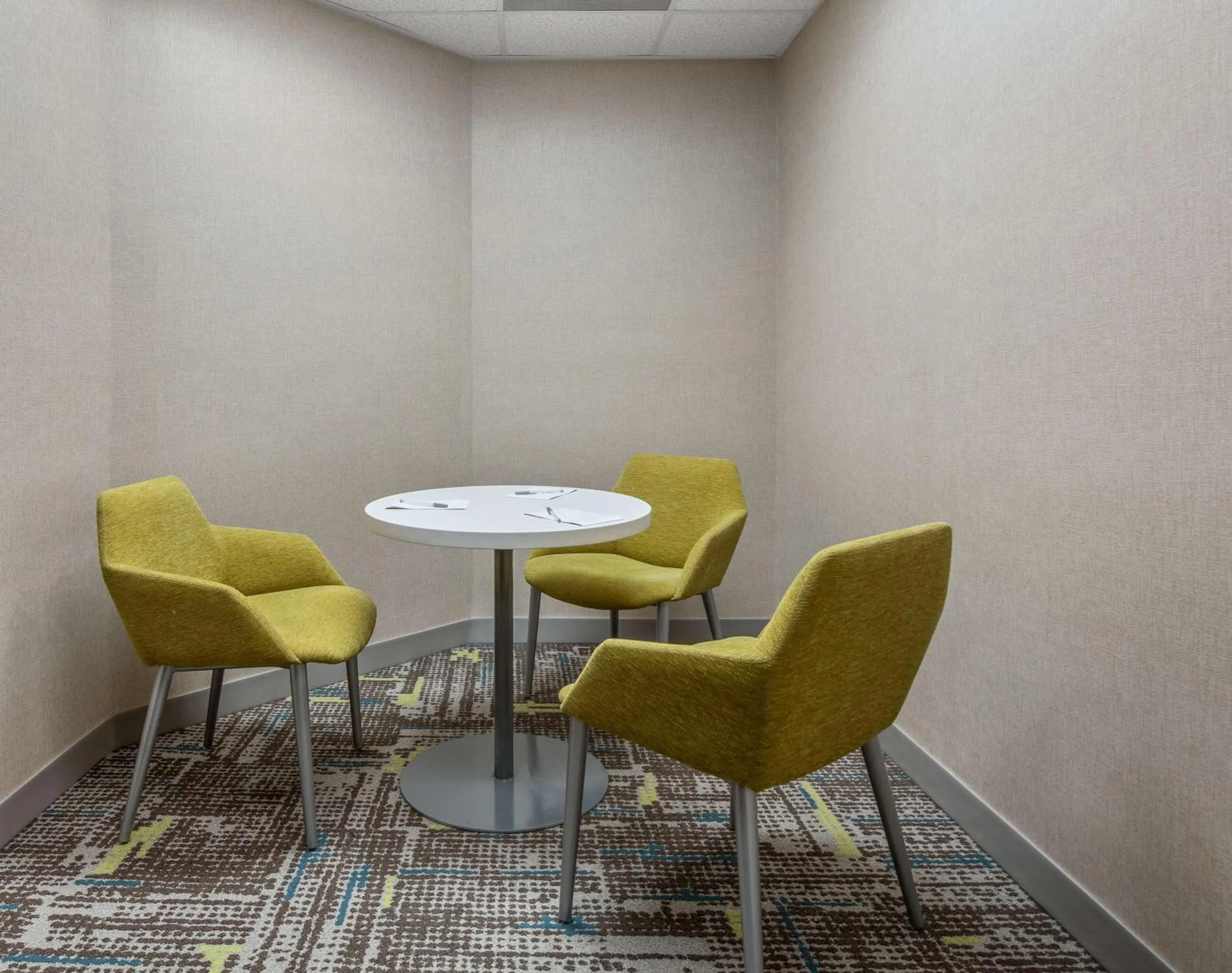 Meeting/conference room in Hampton Inn & Suites Dallas-Allen