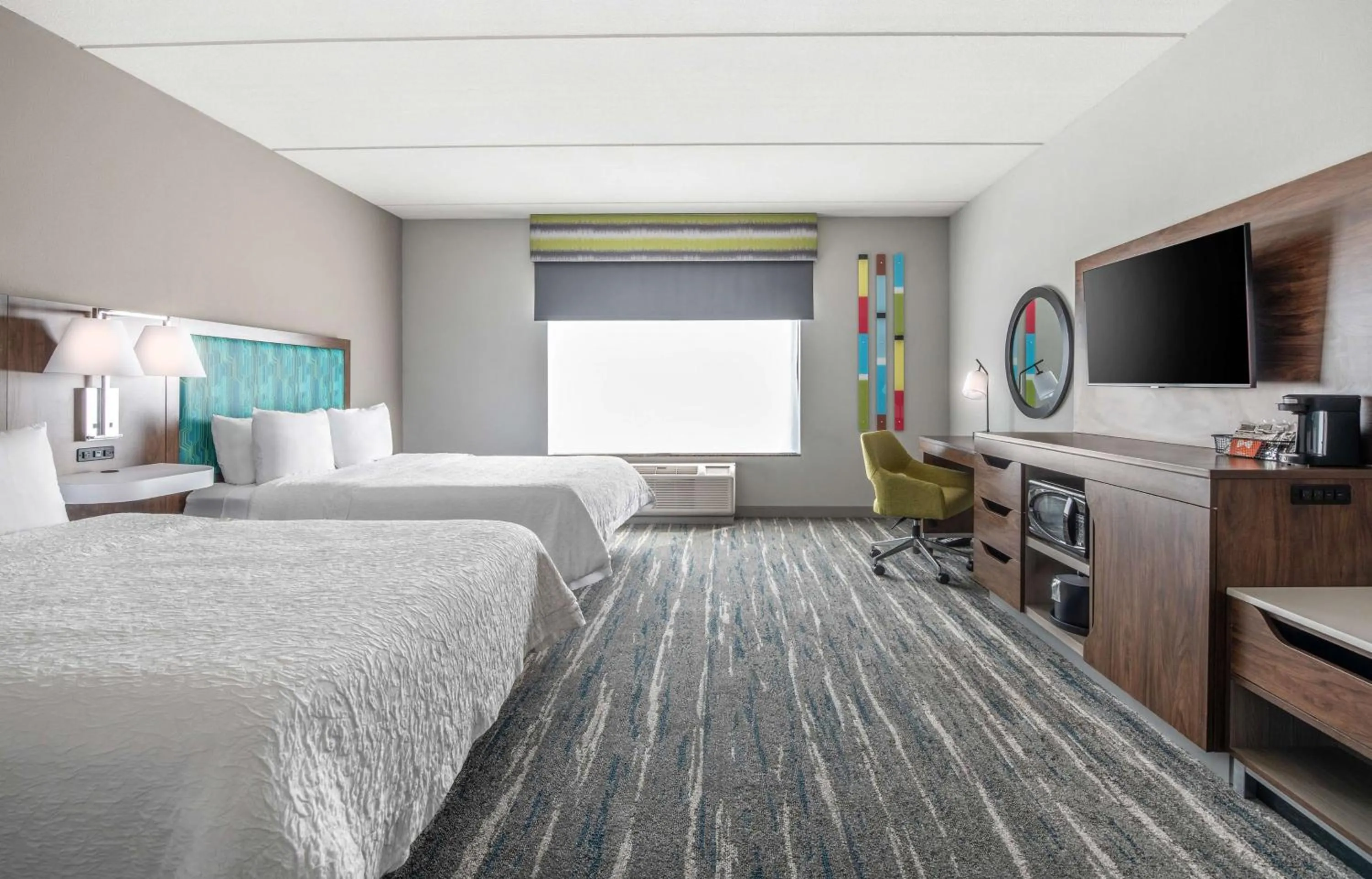 Bed in Hampton Inn & Suites Dallas-Allen