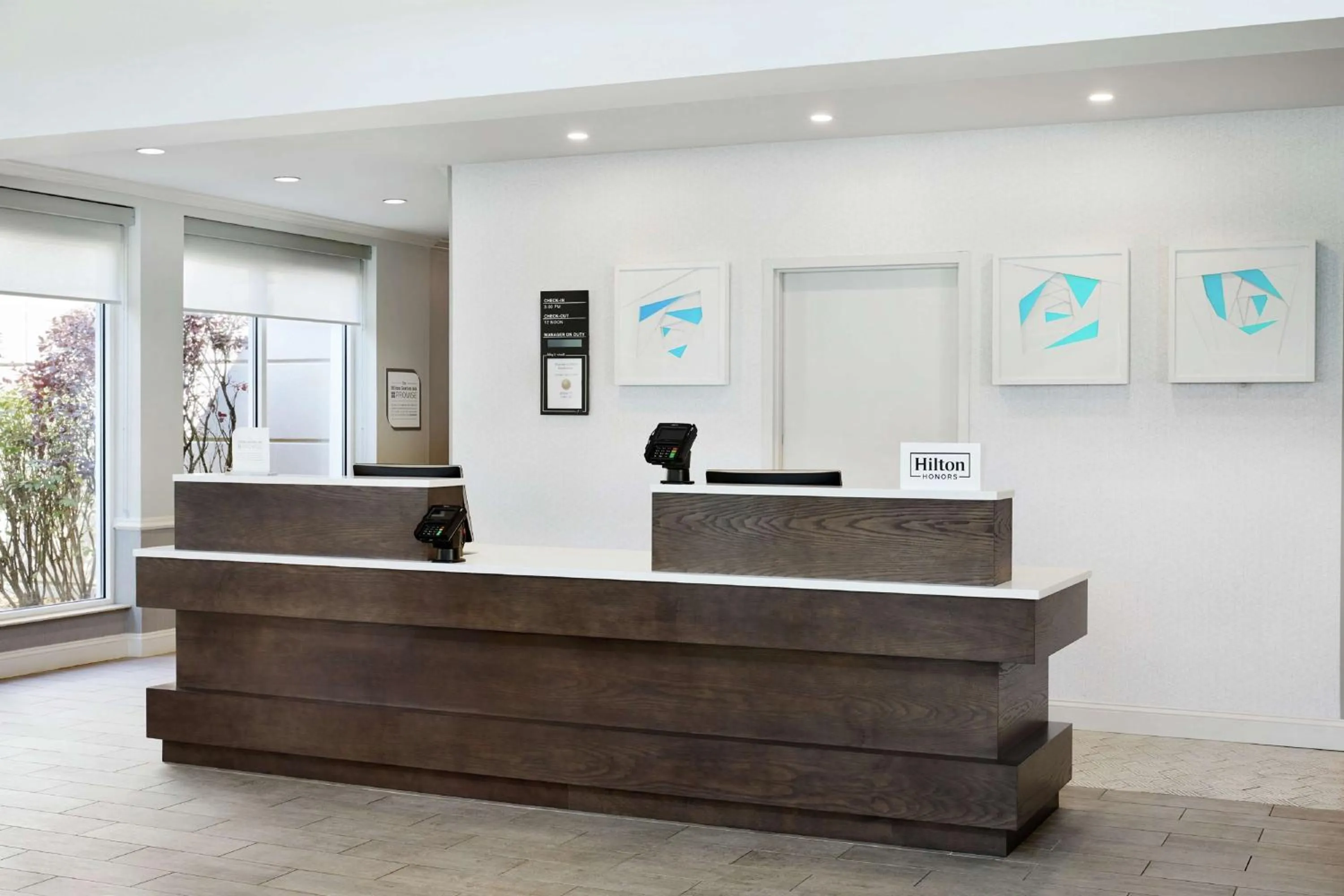 Lobby or reception in Hilton Garden Inn Cincinnati Northeast