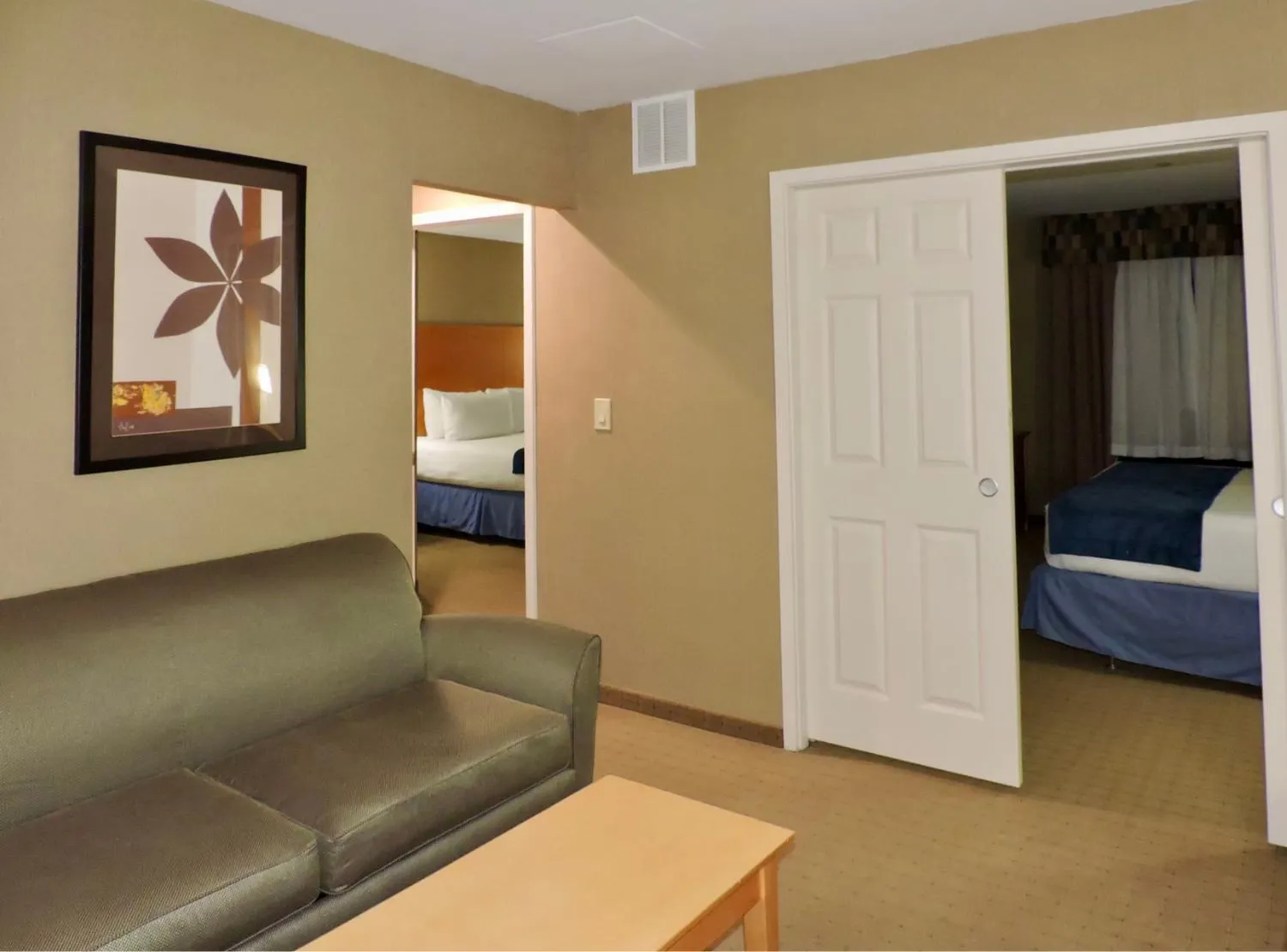 Bedroom, Bed in Marco LaGuardia Hotel & Suites