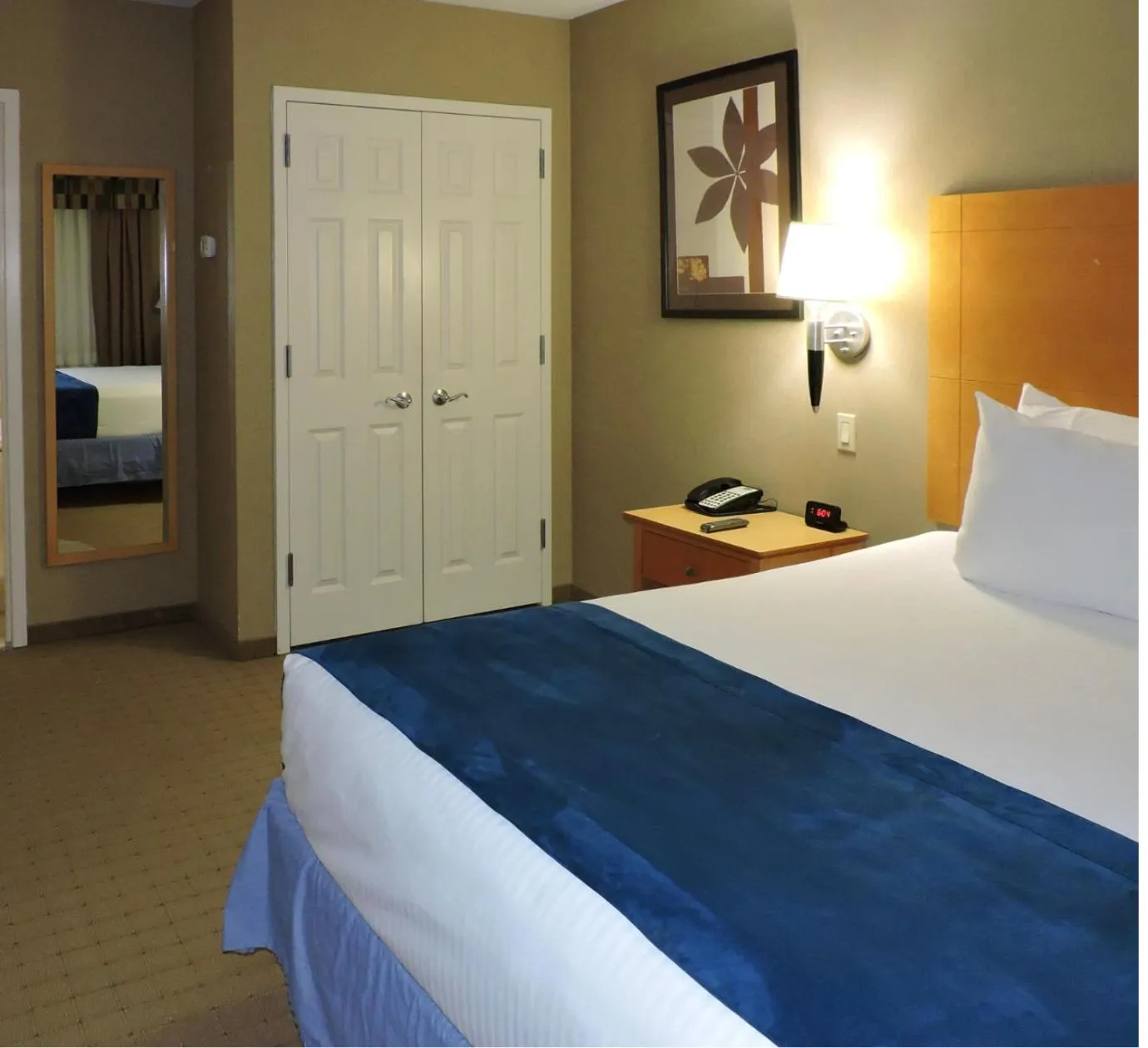 Bedroom, Bed in Marco LaGuardia Hotel & Suites