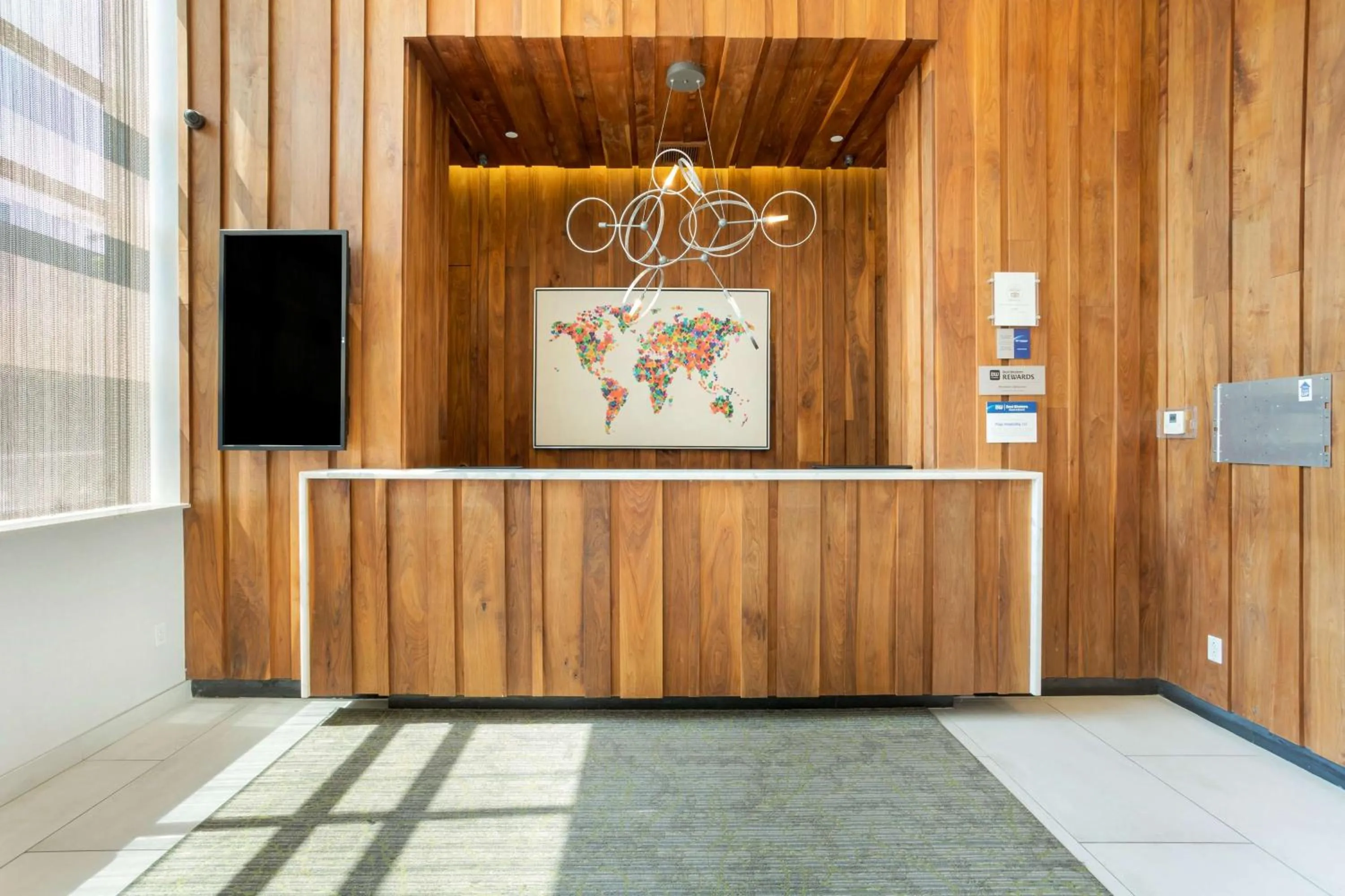 Lobby or reception in Best Western Plus Plaza Hotel