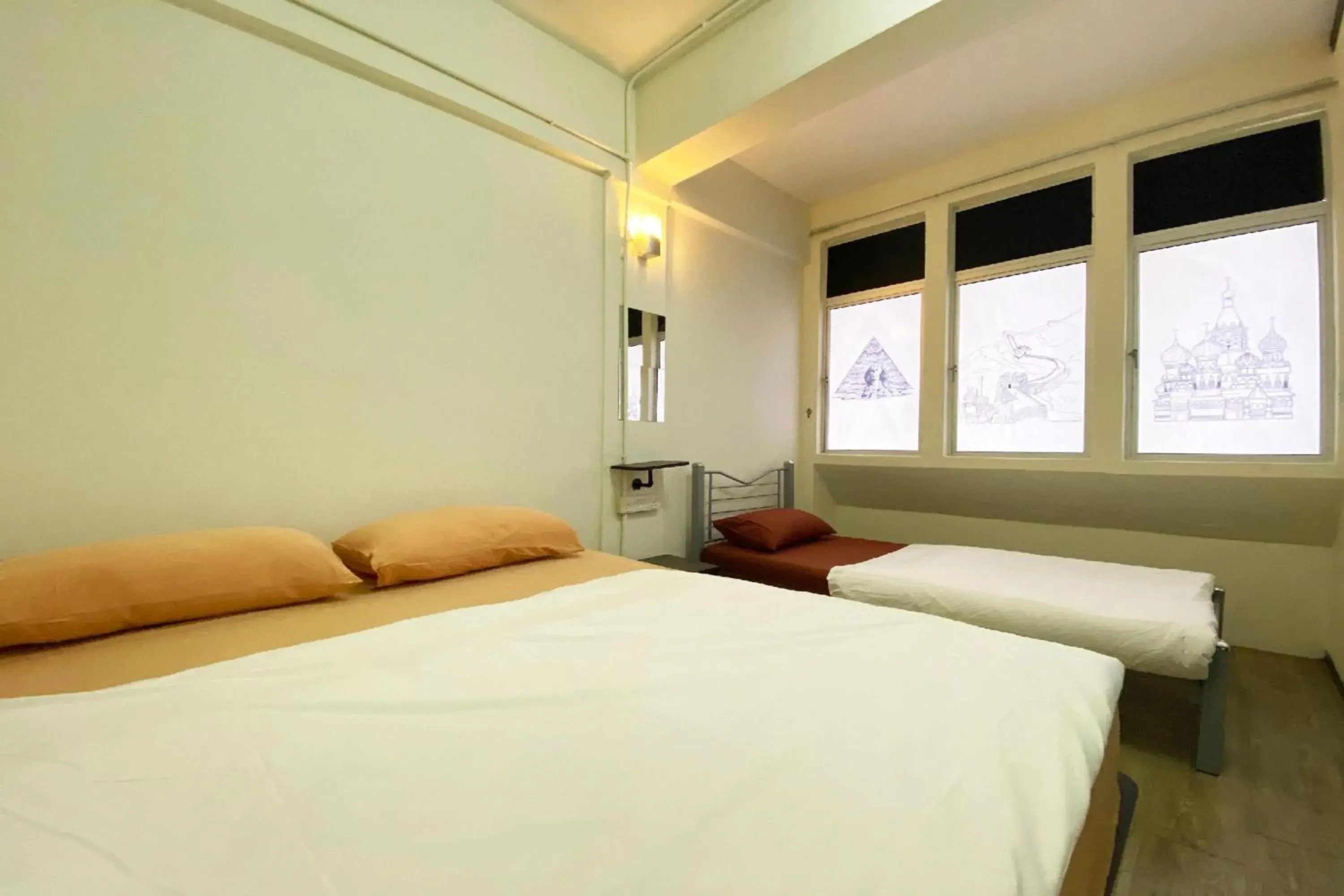 Standard Triple Room in Hotel O The Space Inn Standard Triple Room in Hotel O The Space Inn