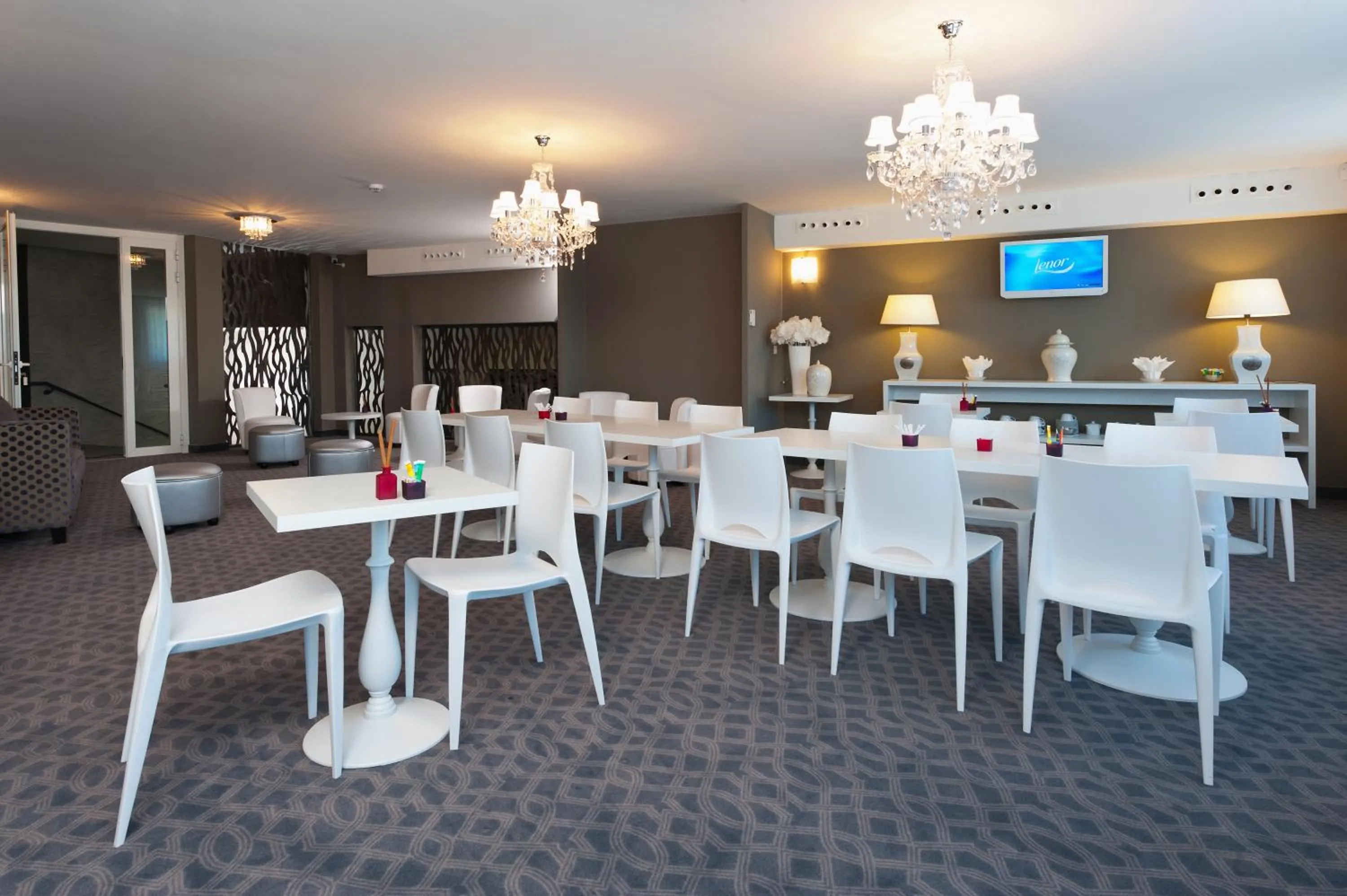 Area and facilities in Ténéo Apparthotel Talence - Arthena