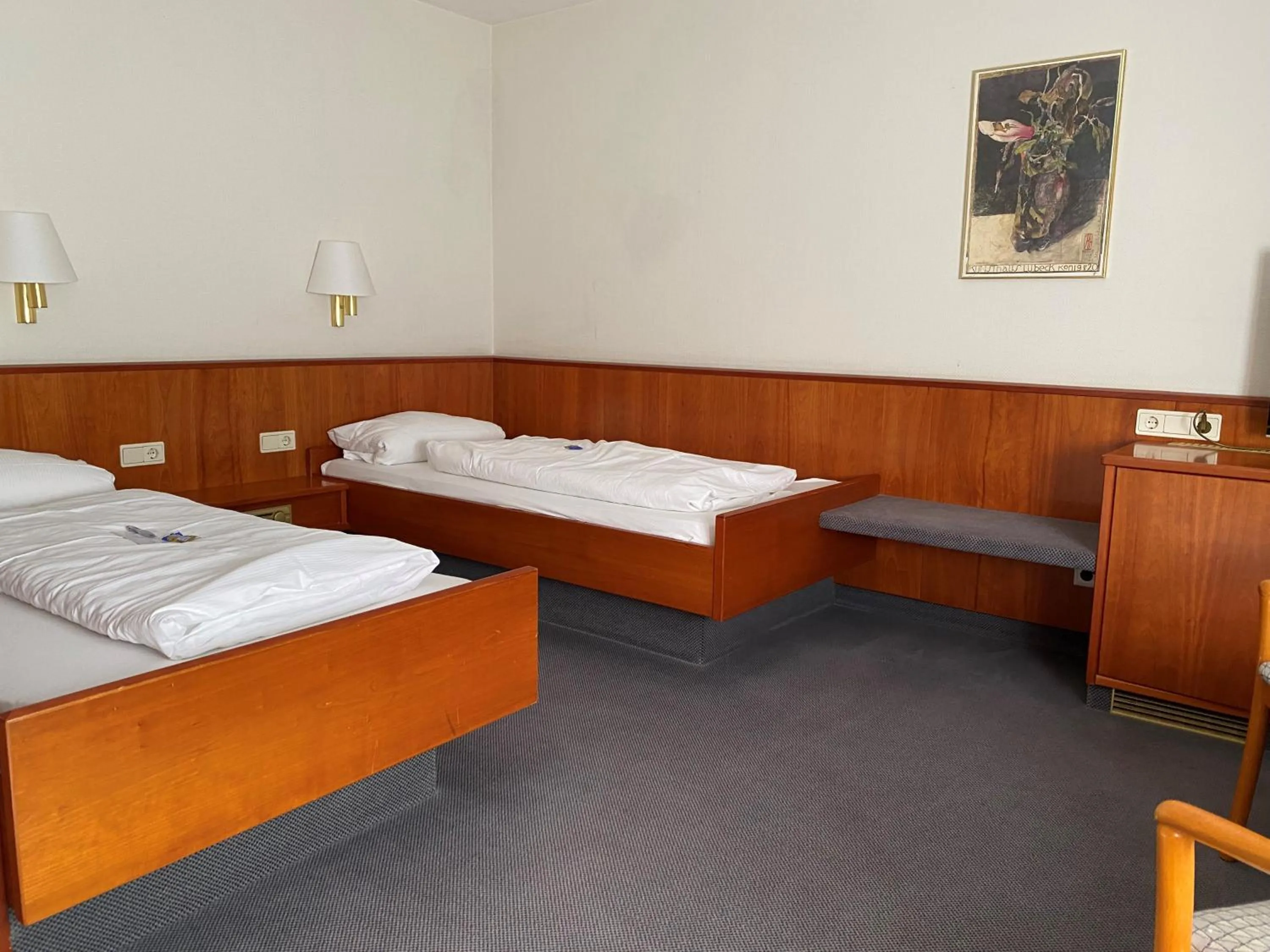 Bed in Hotel Schwärs Löwen Freiburg