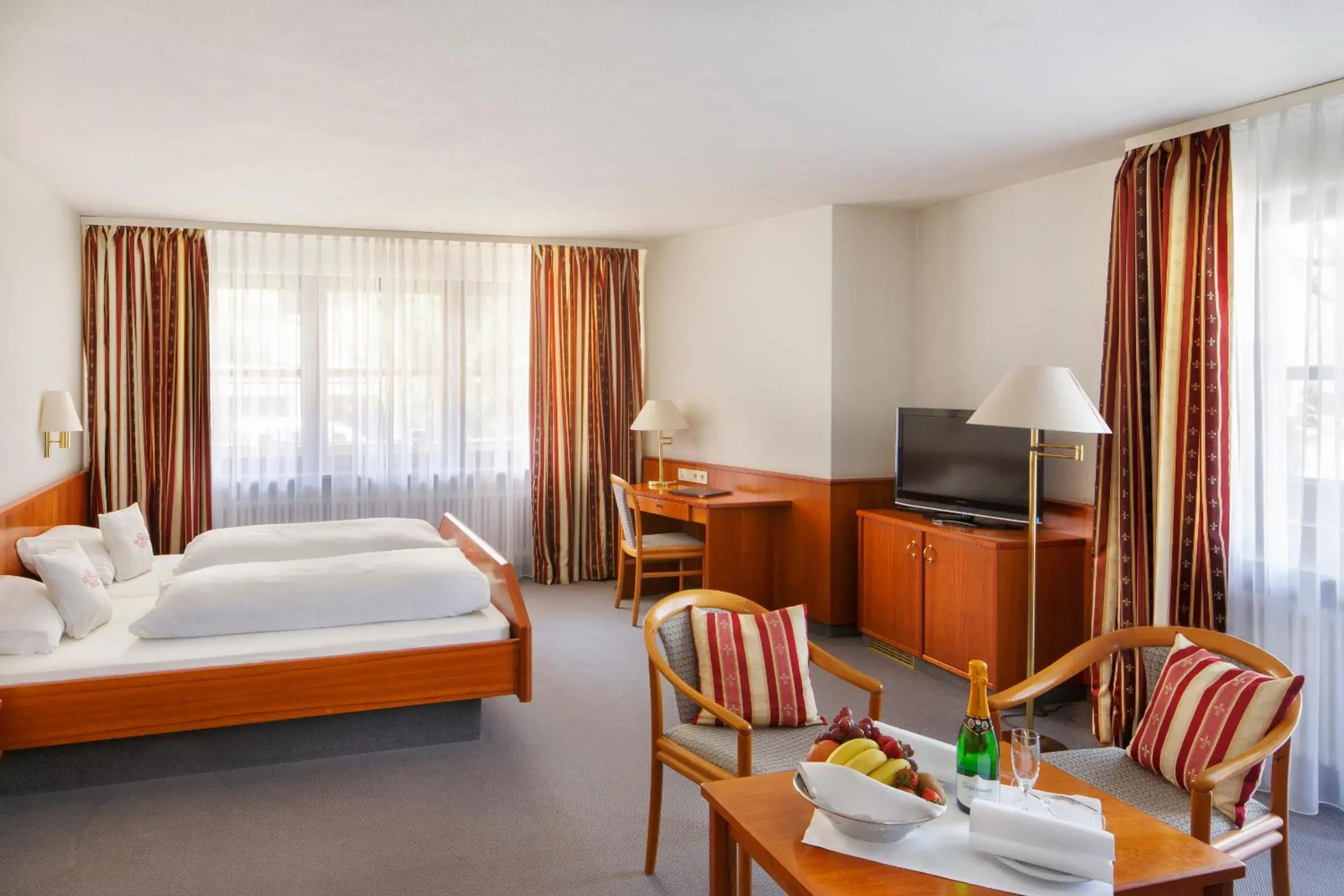 Triple Room in Hotel Schwärs Löwen Freiburg Triple Room in Hotel Schwärs Löwen Freiburg